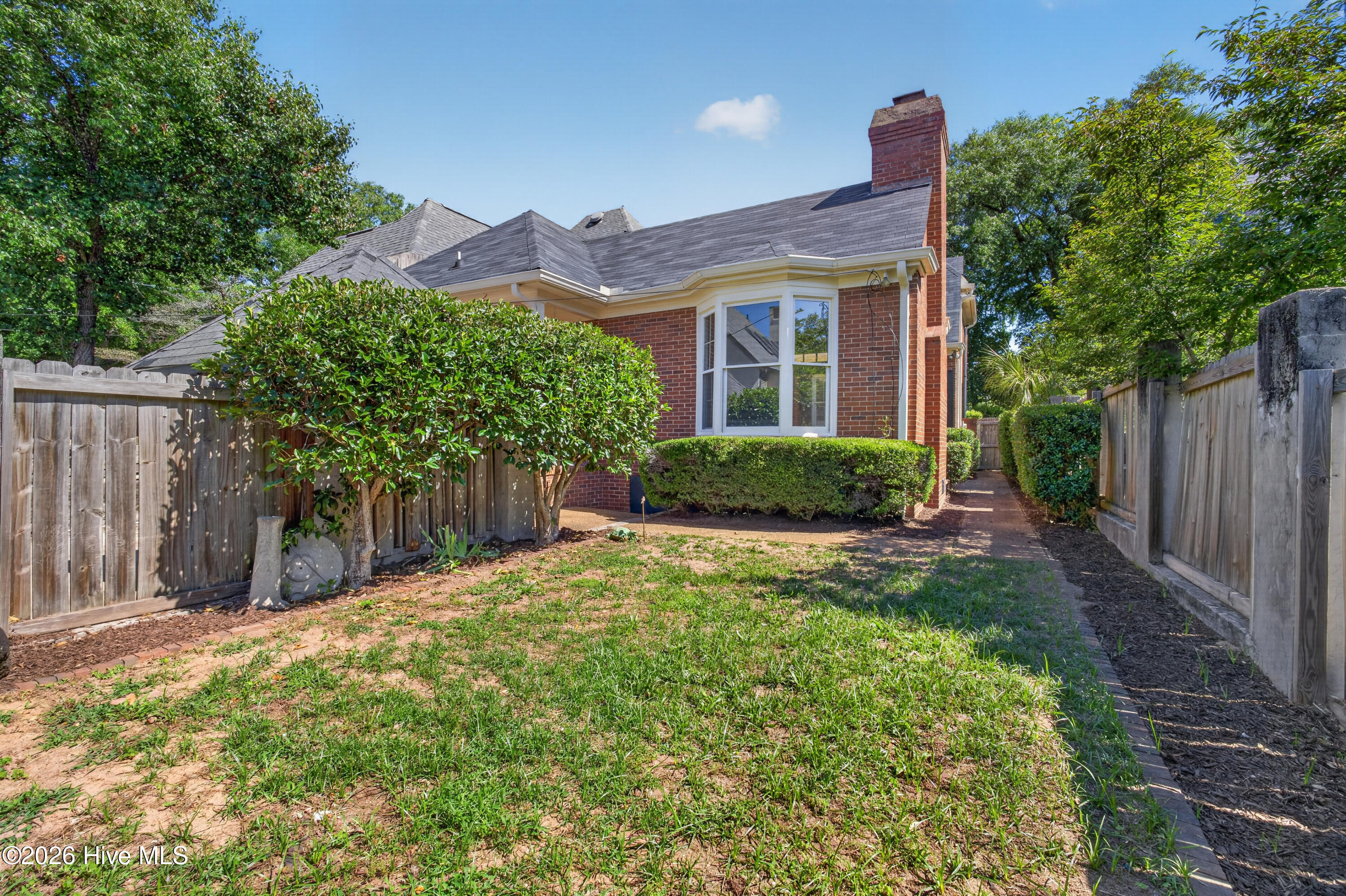 2106 Mcdowell Street Property Photo 40