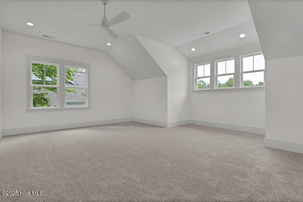 324 Grayhawk Circle Property Photo 31