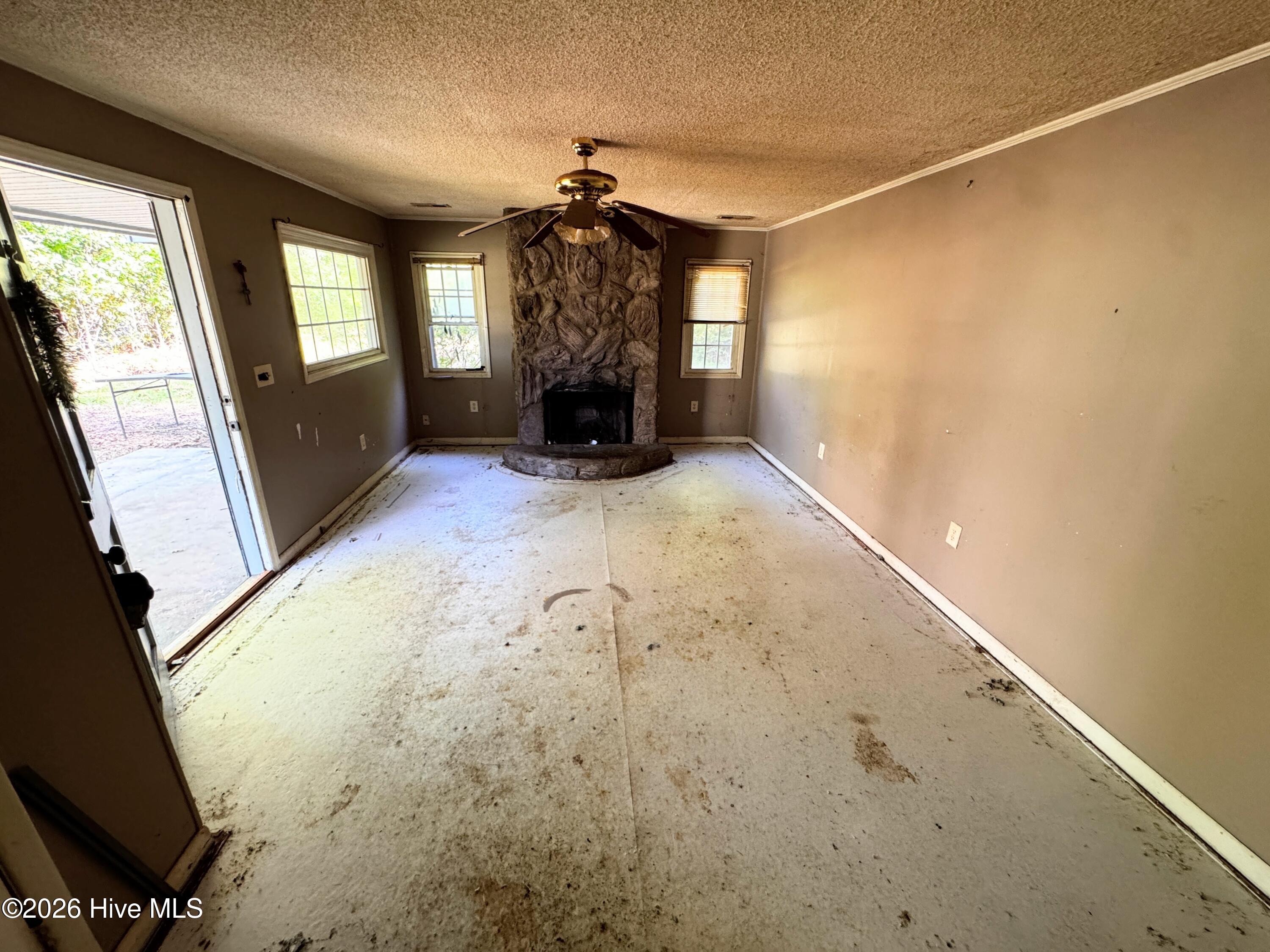 739 Sloop Point Road Property Photo 2