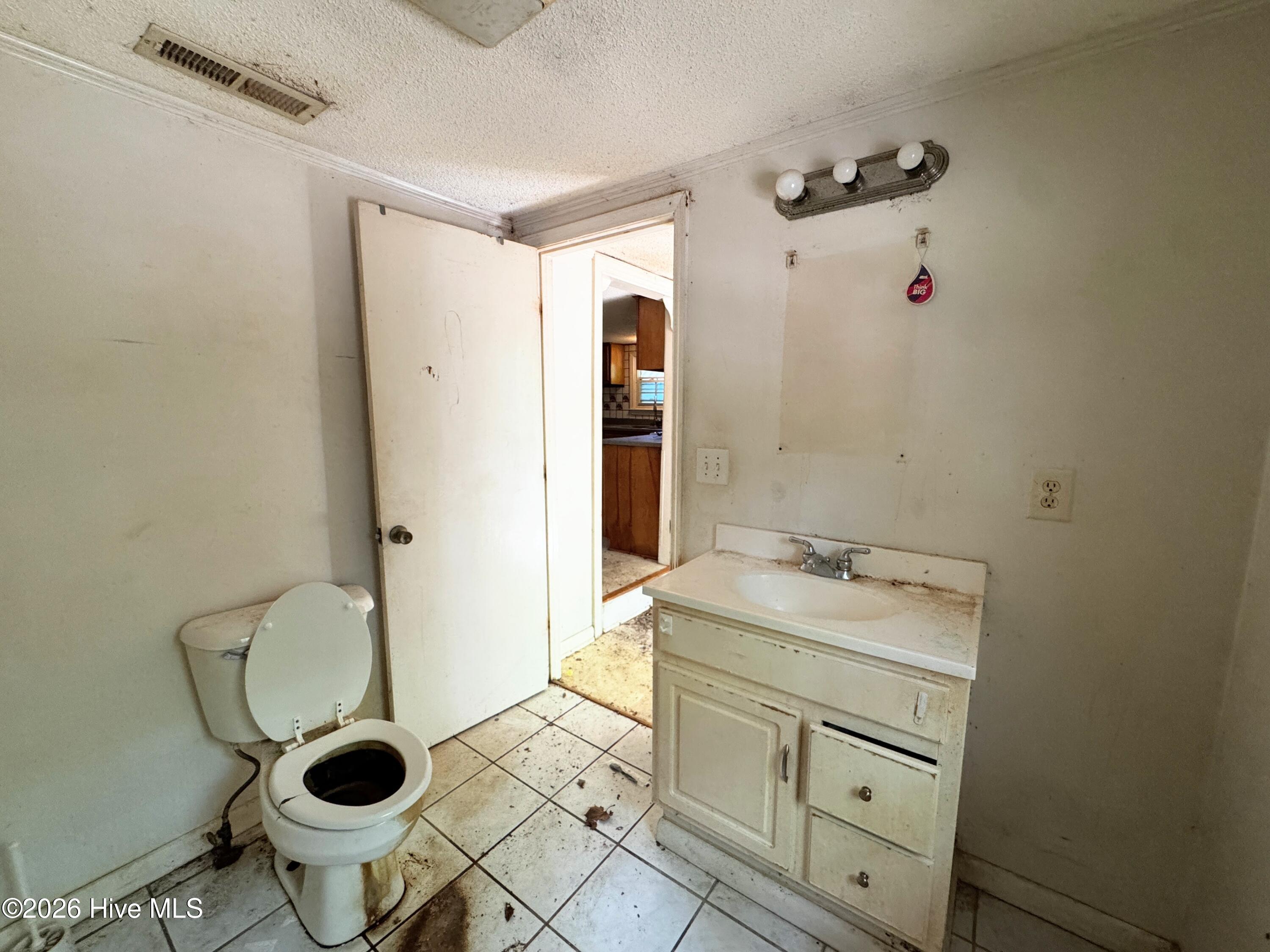 739 Sloop Point Road Property Photo 11
