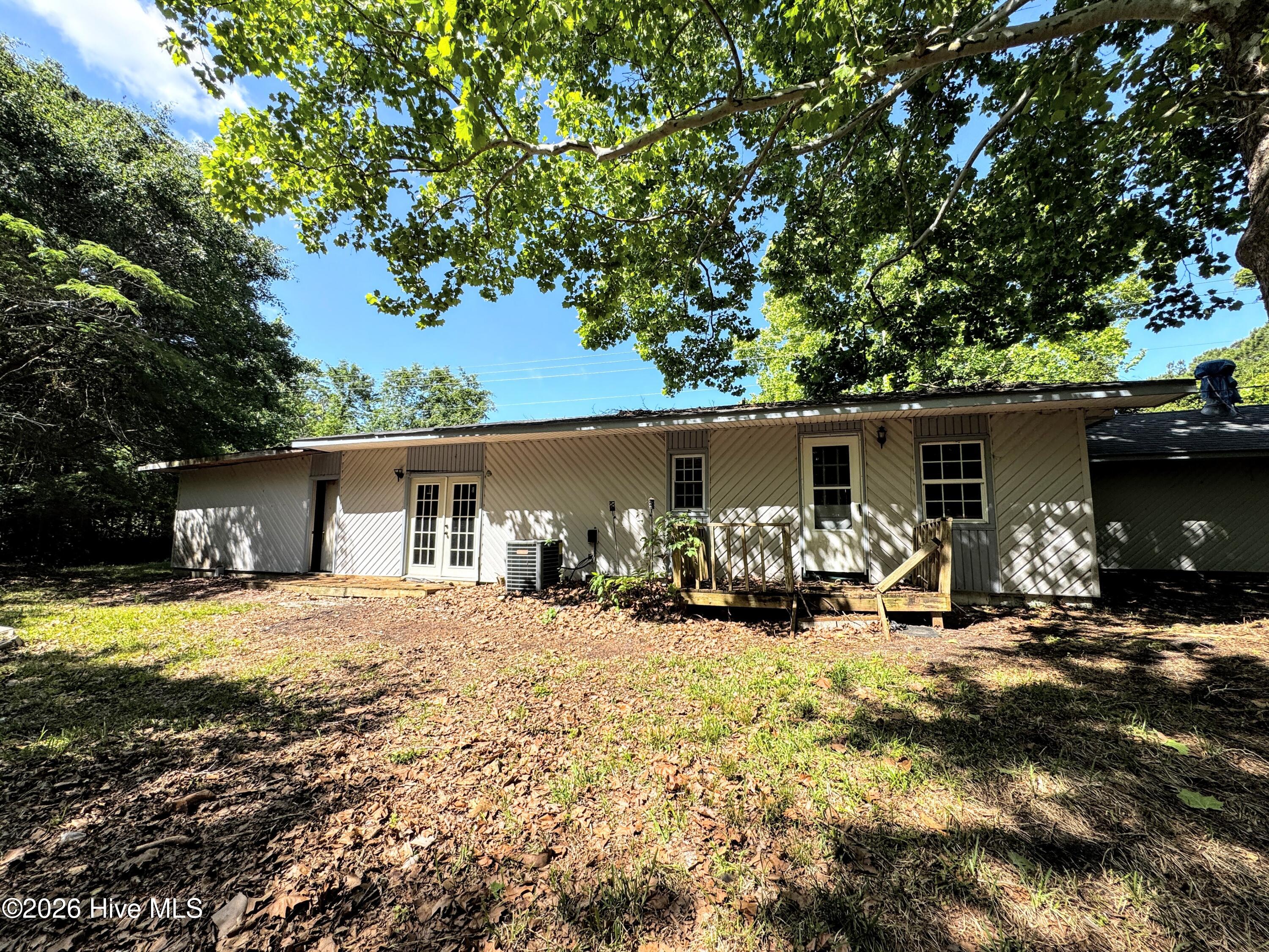 739 Sloop Point Road Property Photo 28