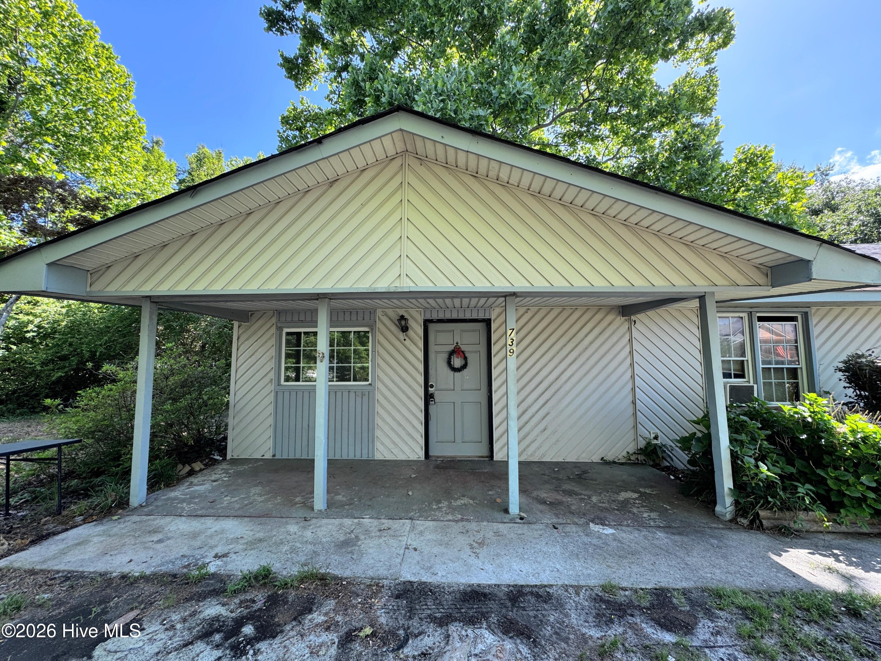 739 Sloop Point Road Property Photo 32