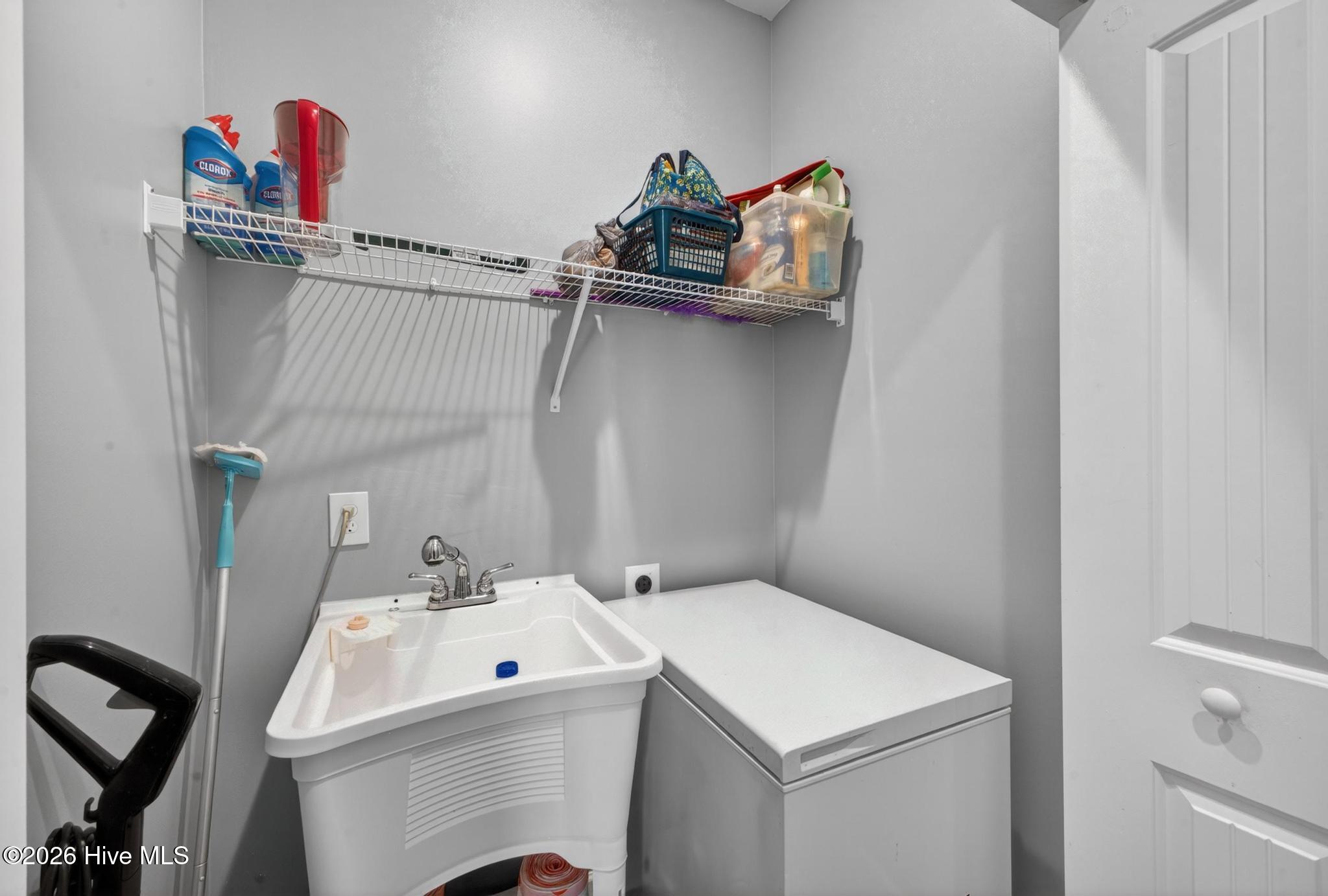 836 Delta Lane Property Photo 17