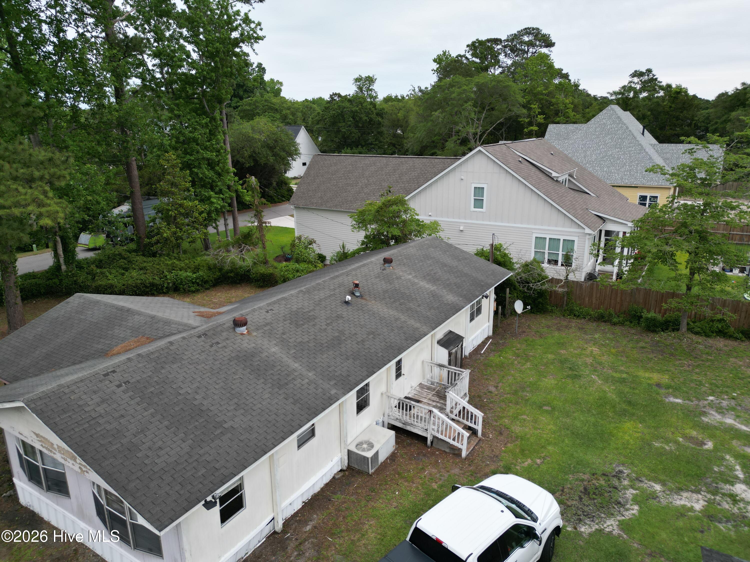 214 Trails End Road Property Photo 8