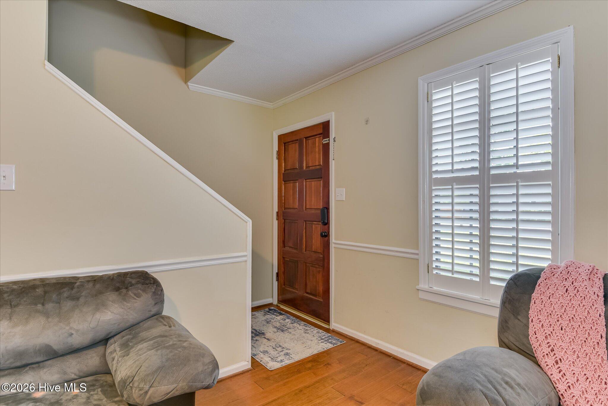 3951 Braddock Street Property Photo 6