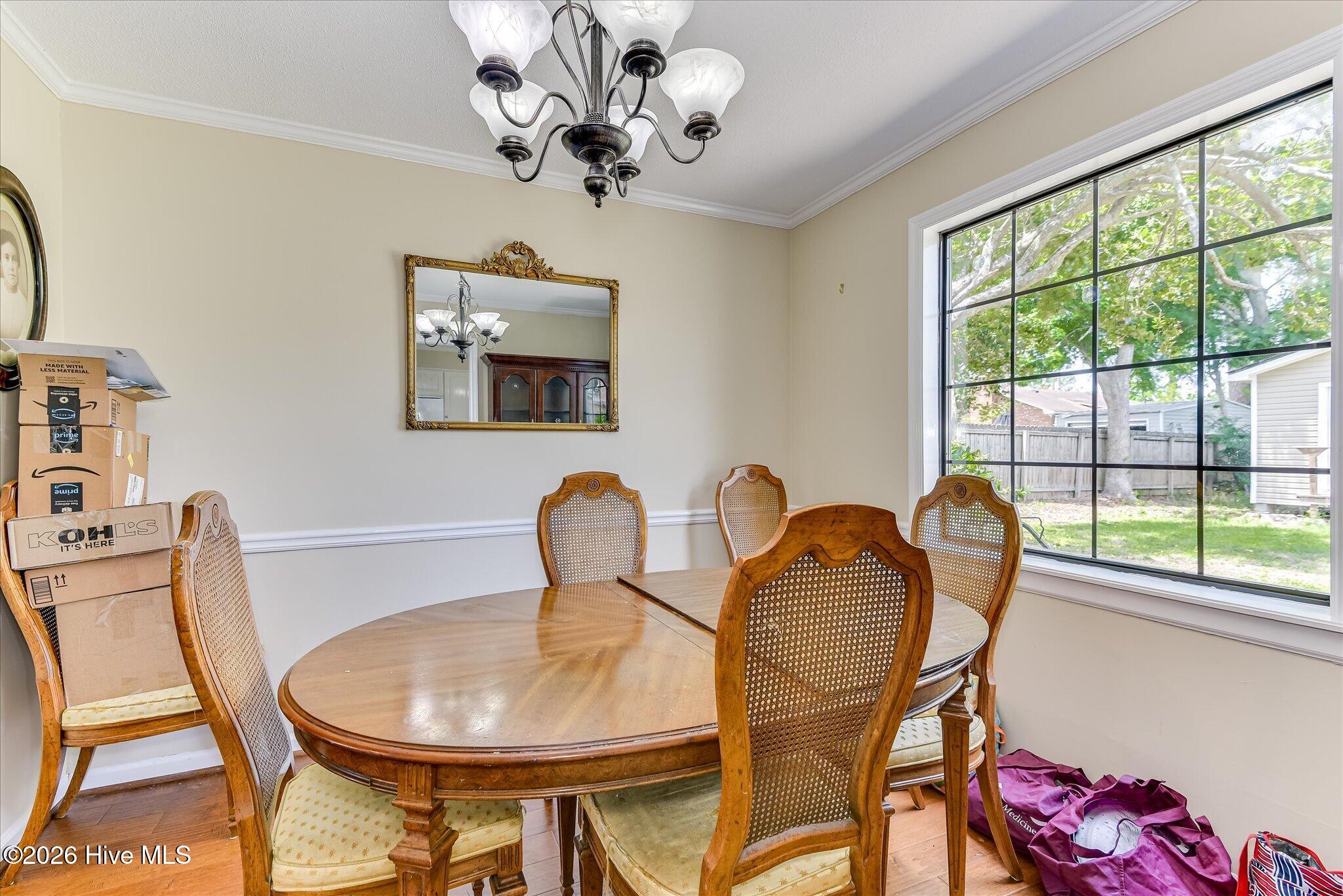 3951 Braddock Street Property Photo 11