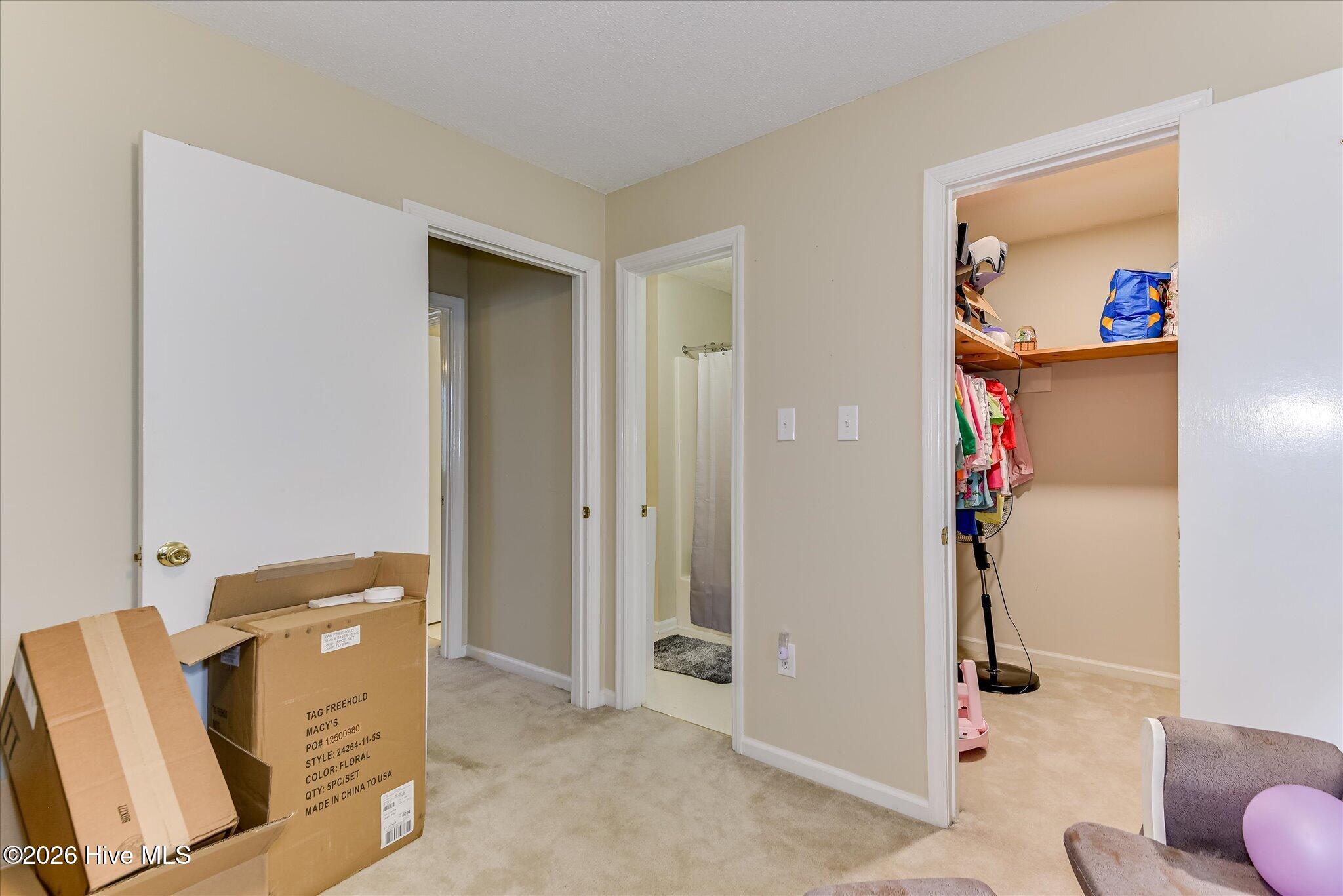 3951 Braddock Street Property Photo 23