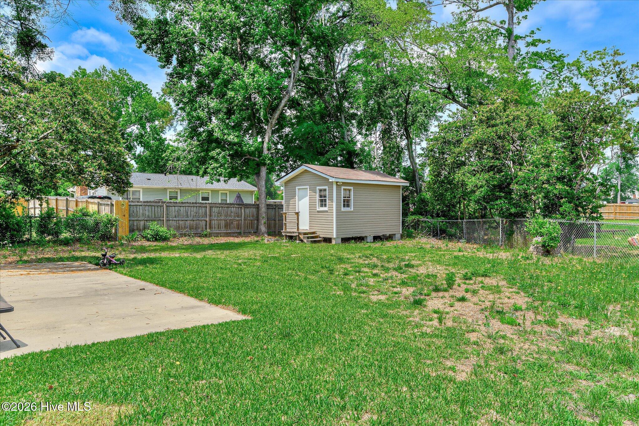 3951 Braddock Street Property Photo 24
