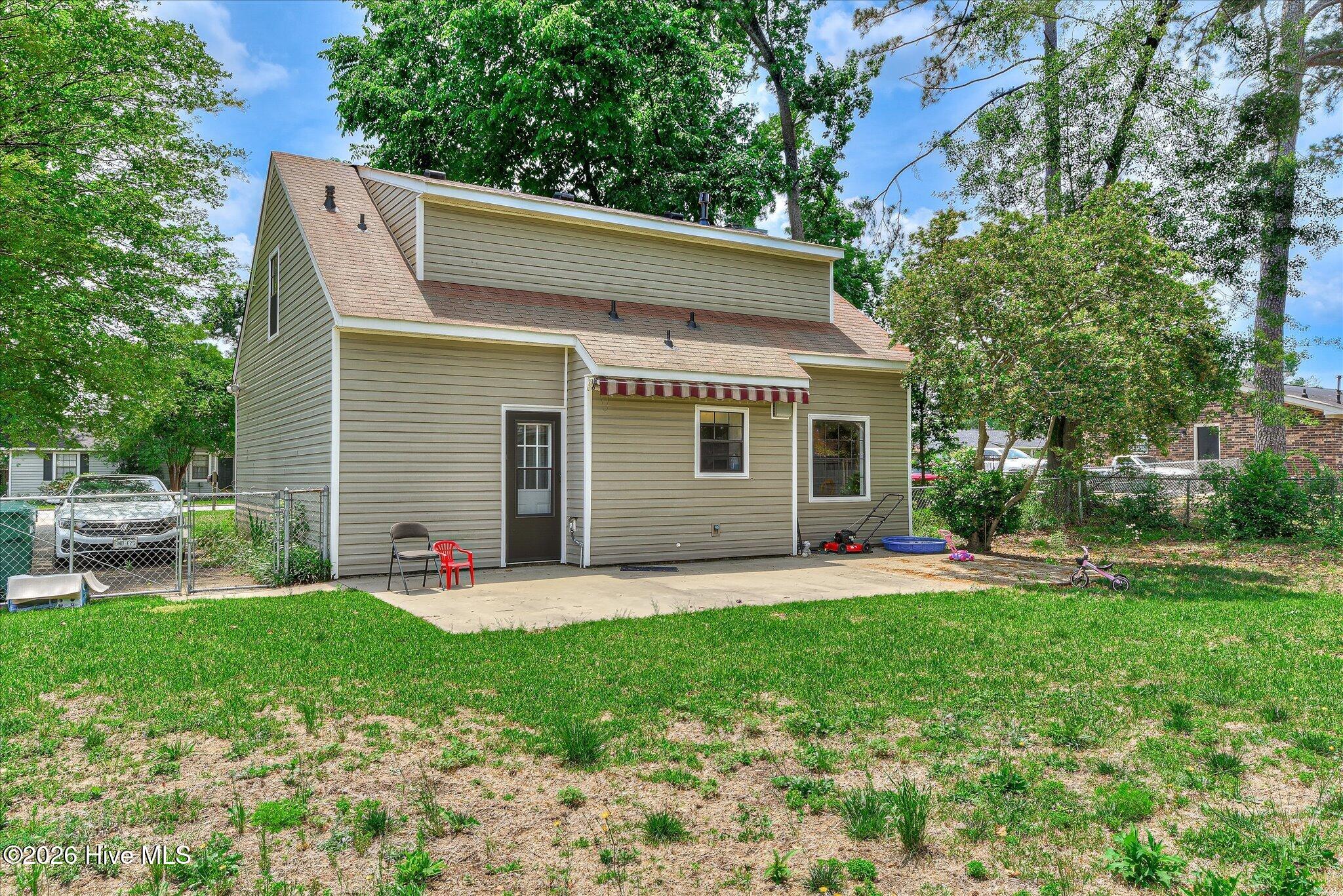 3951 Braddock Street Property Photo 25