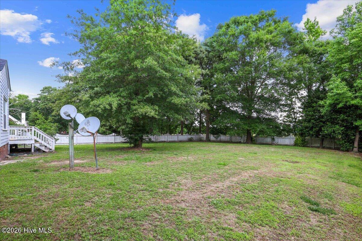 206 Creekside Drive Property Photo 5