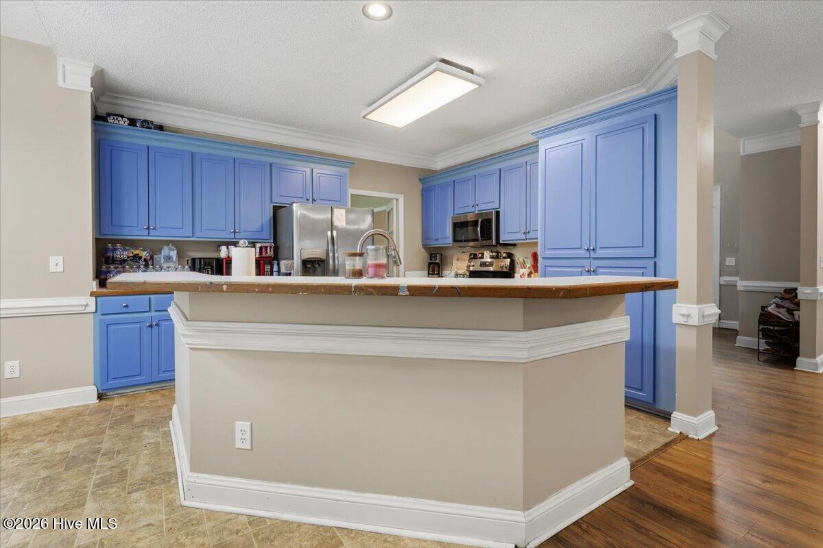 206 Creekside Drive Property Photo 9