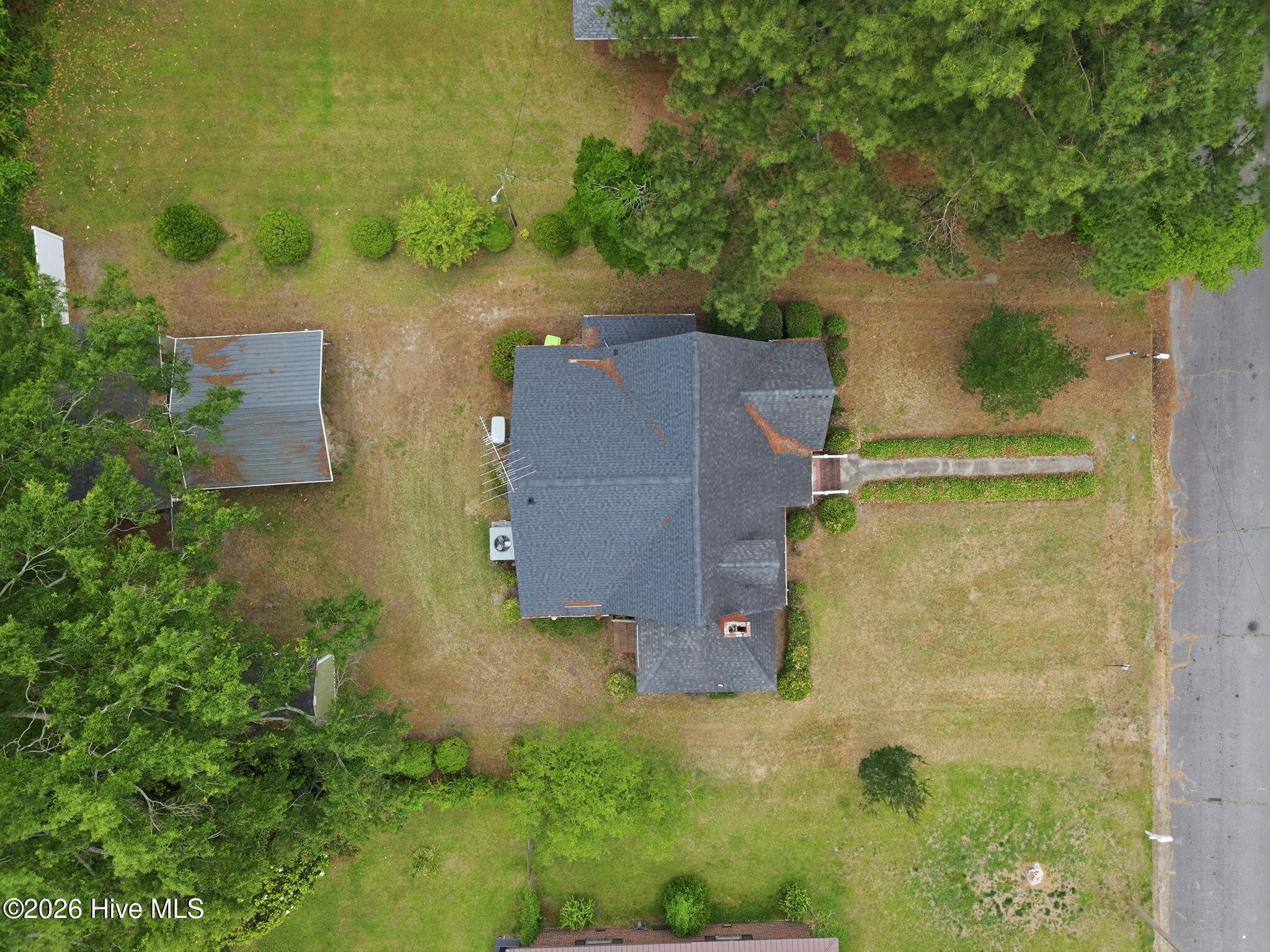 205 W Purvis Street Property Photo 13