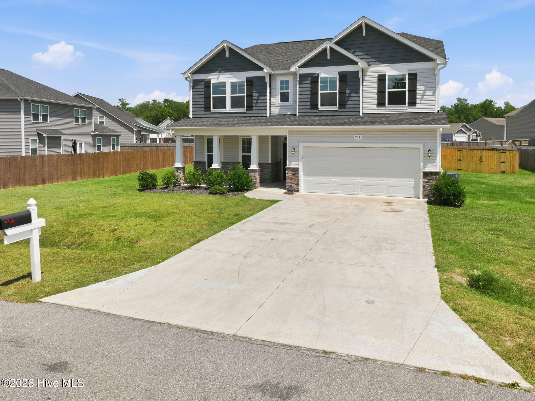 903 Courthouse Crossing Property Photo 2
