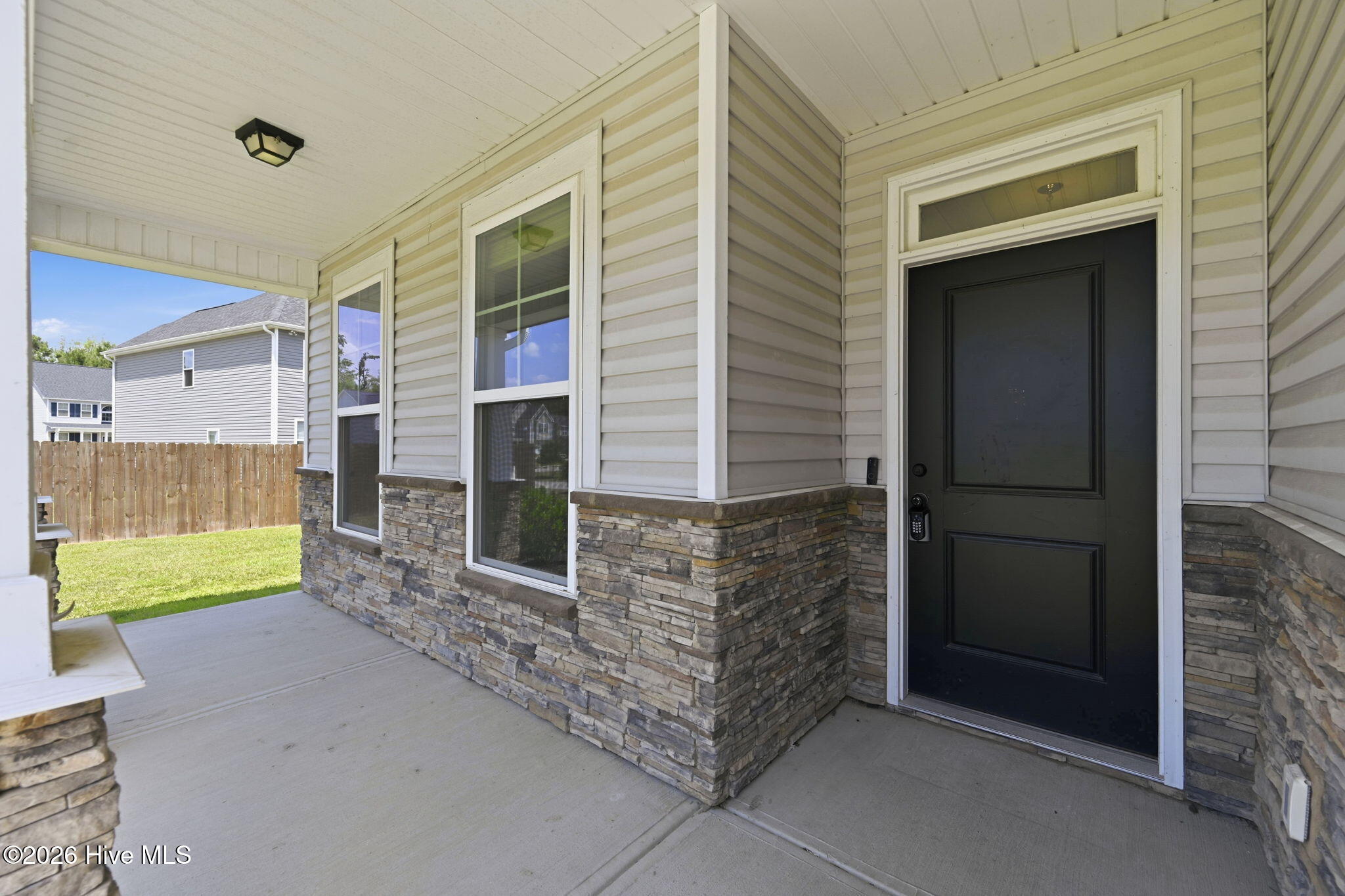 903 Courthouse Crossing Property Photo 8