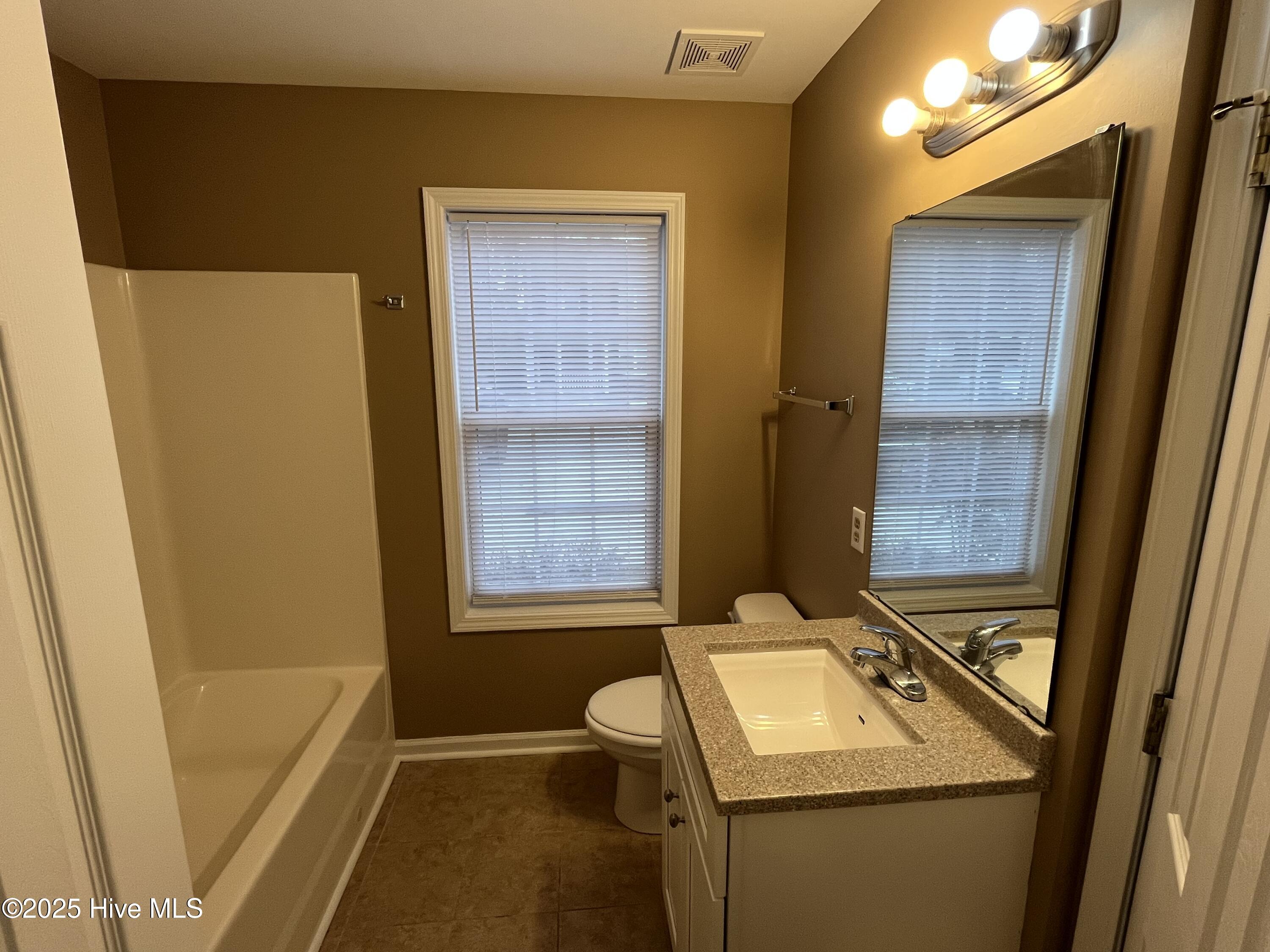 5146 Lamppost Circle Property Photo 16