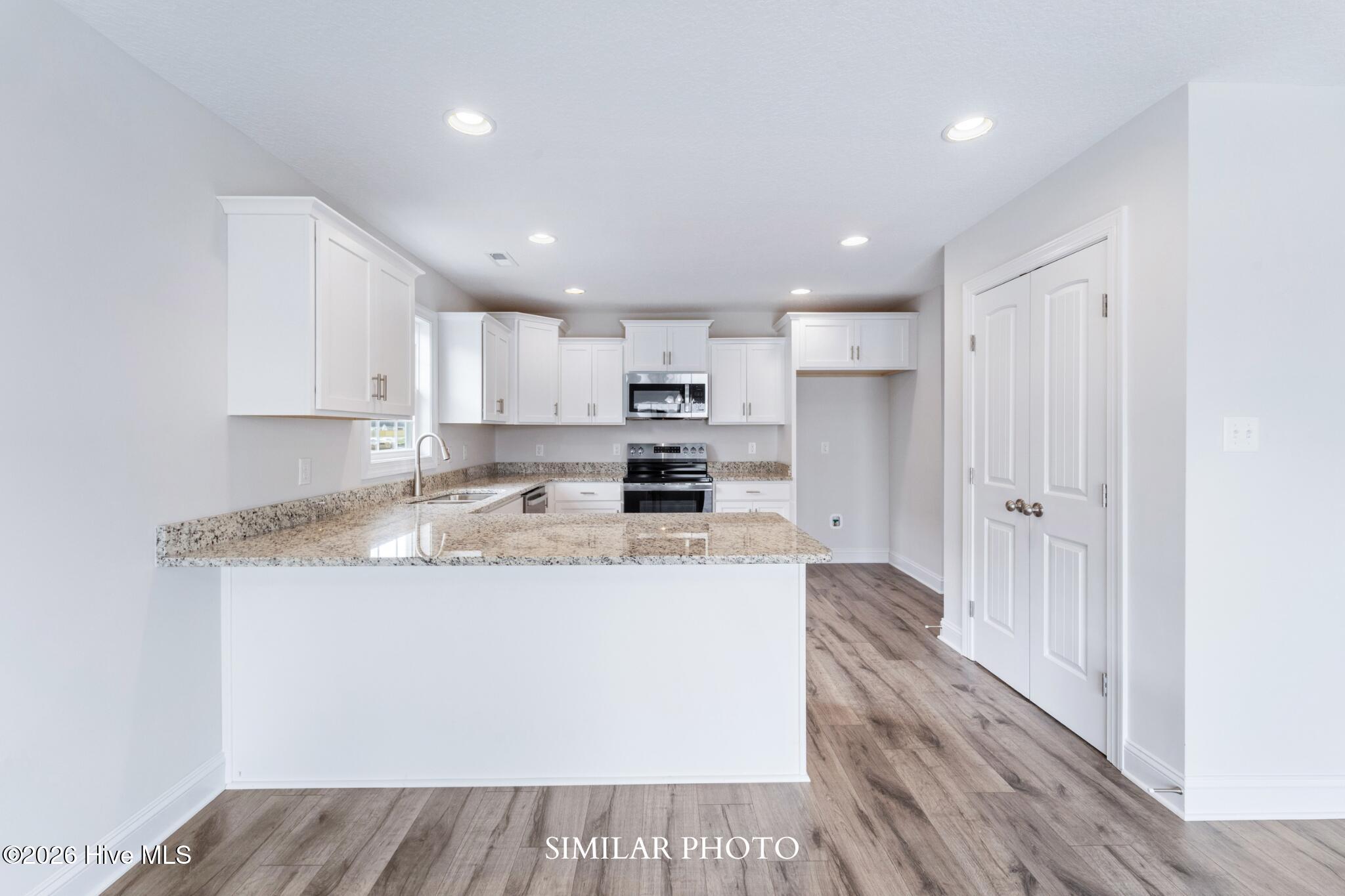 751 Regiment Road Property Photo 11