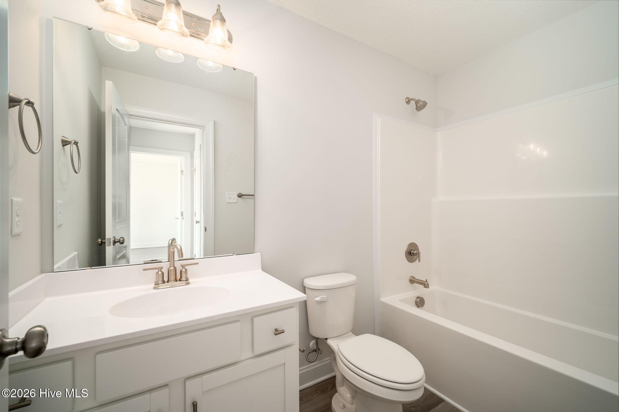 751 Regiment Road Property Photo 15