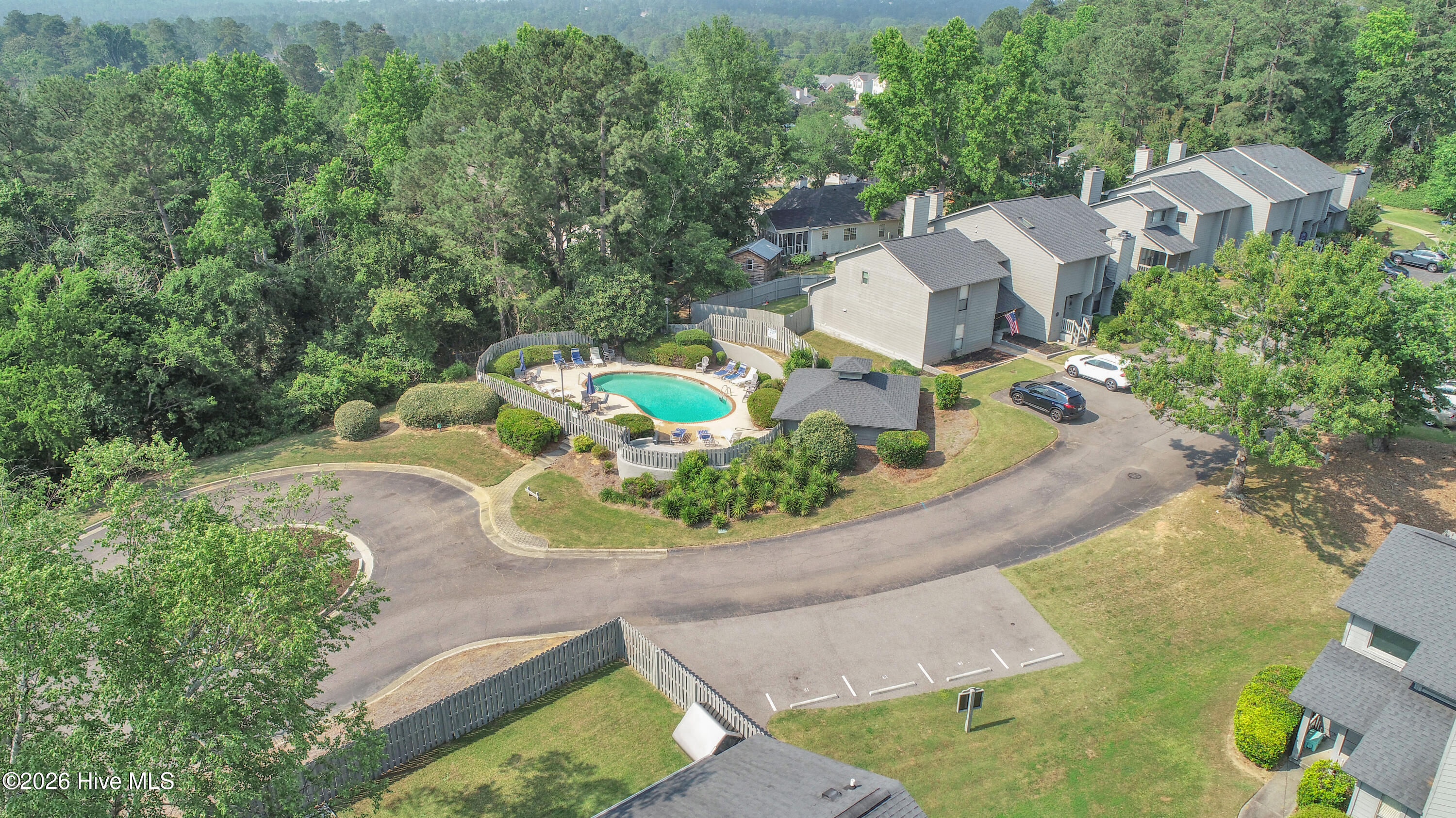 2 Teal Court Property Photo 3
