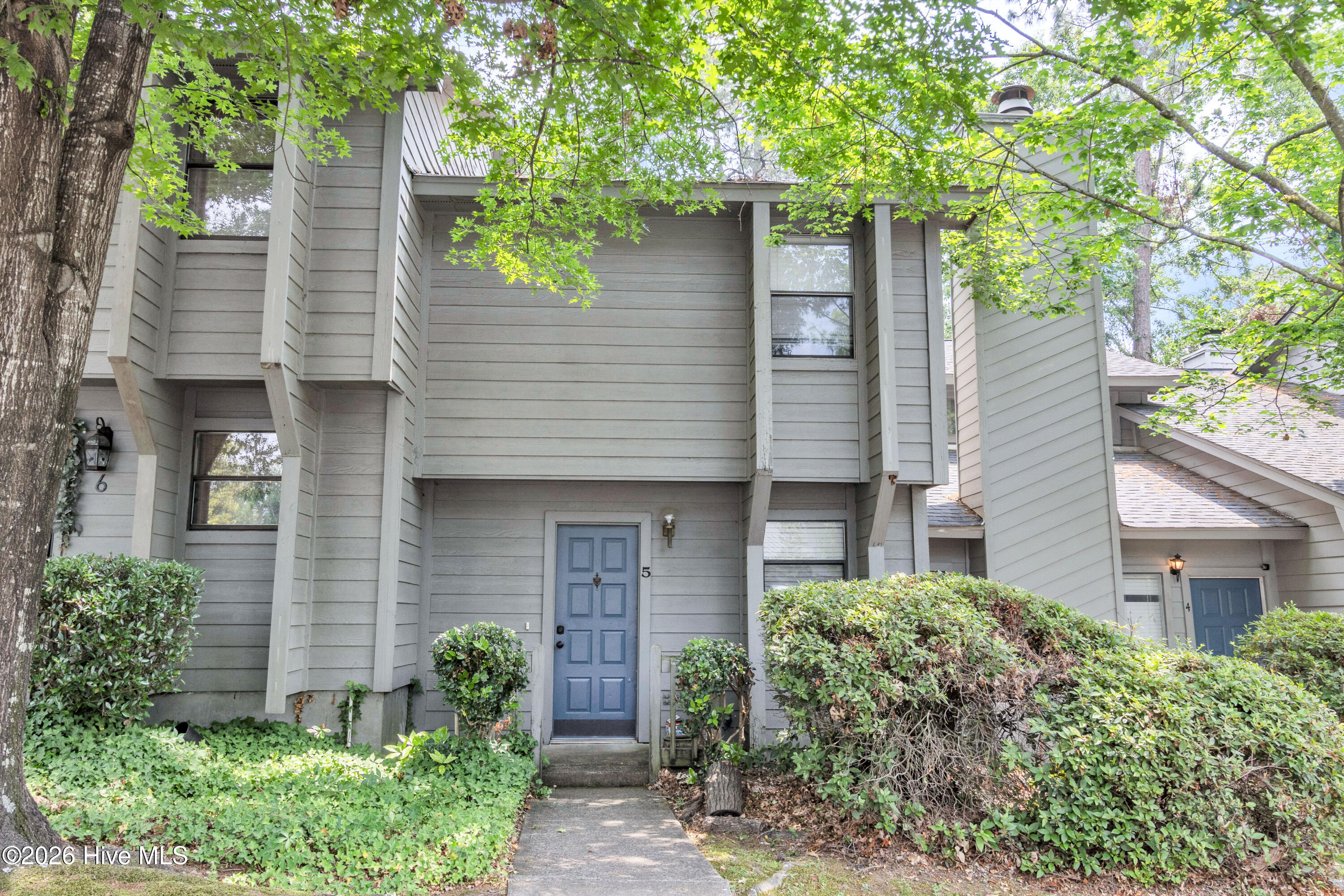 2 Teal Court Property Photo 6