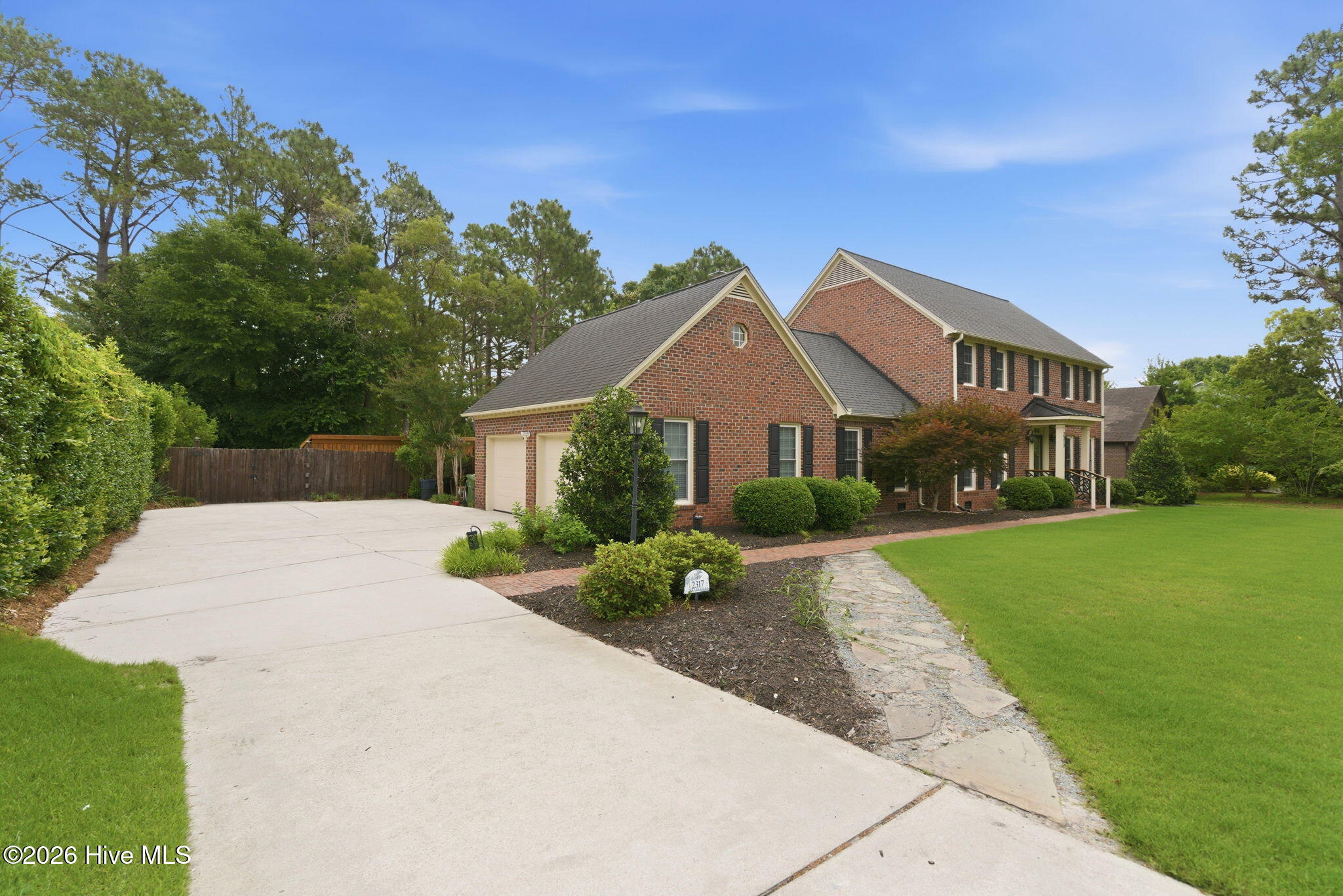 2317 Waverly Drive Property Photo 6