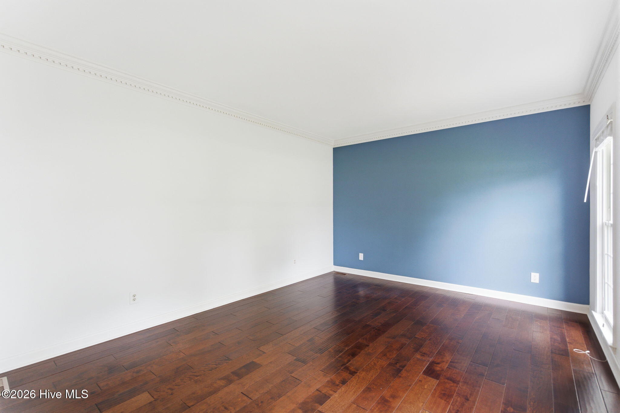 2317 Waverly Drive Property Photo 7