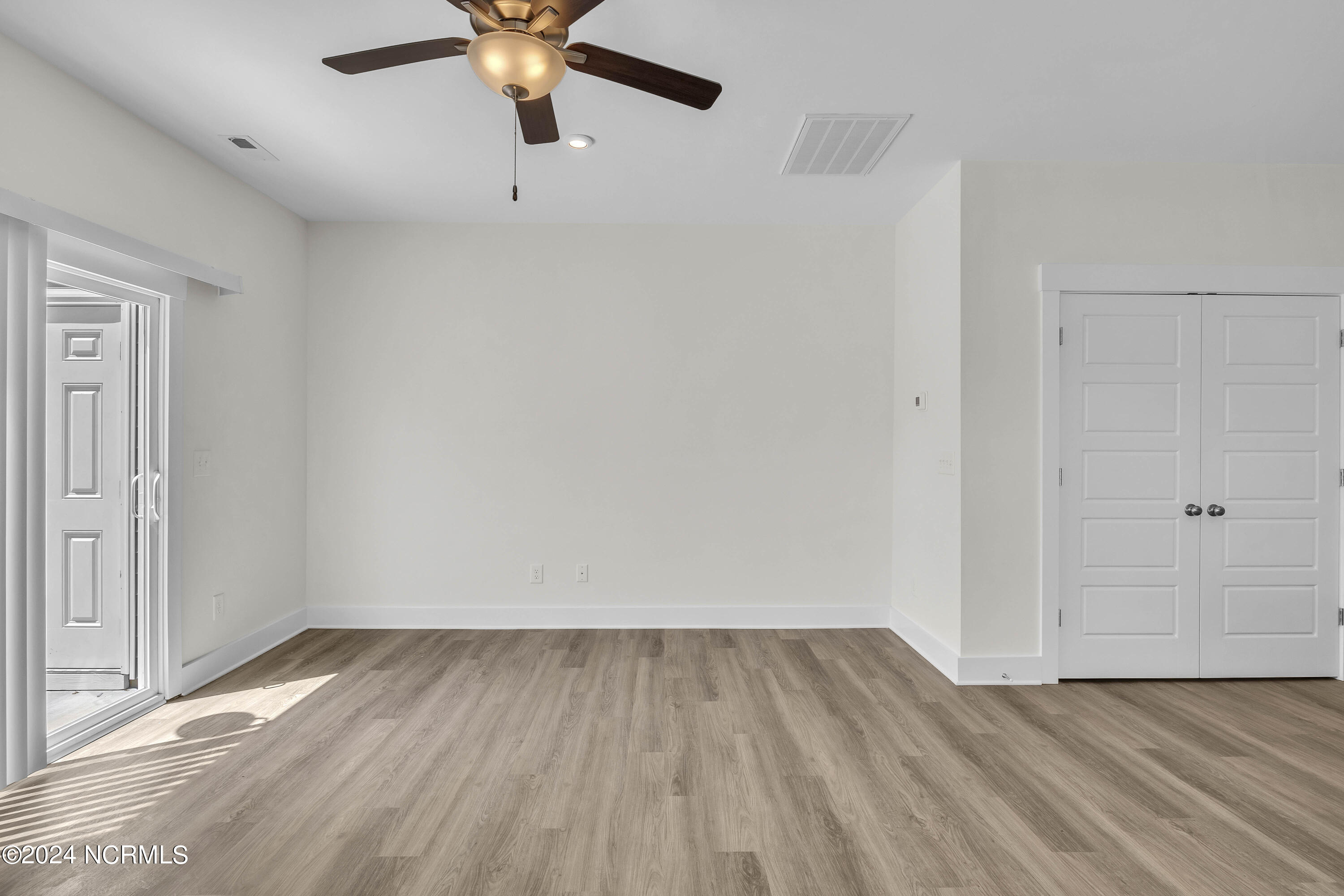 7052 Crew Drive Property Photo 10