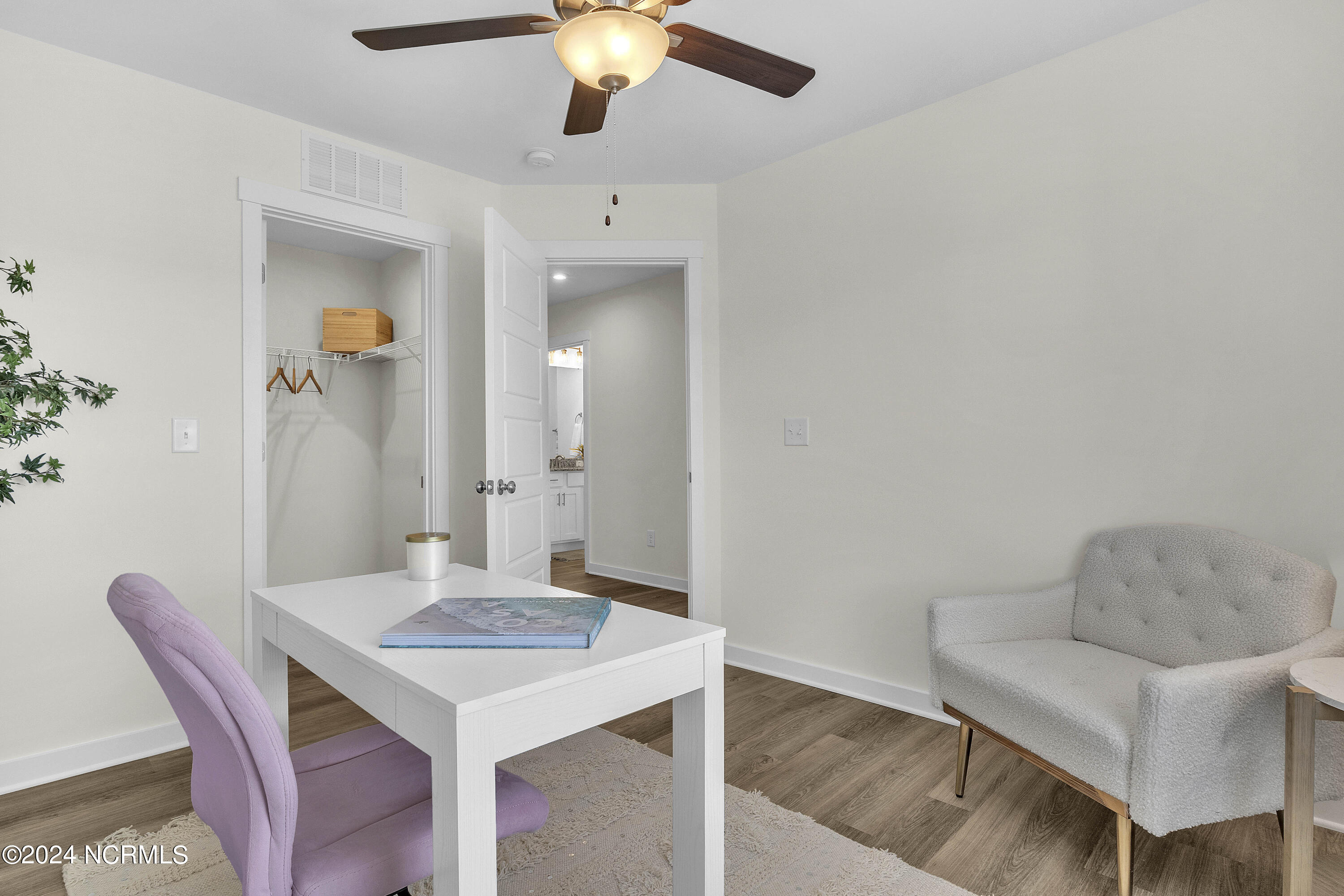 6040 Beckington Drive Property Photo 17