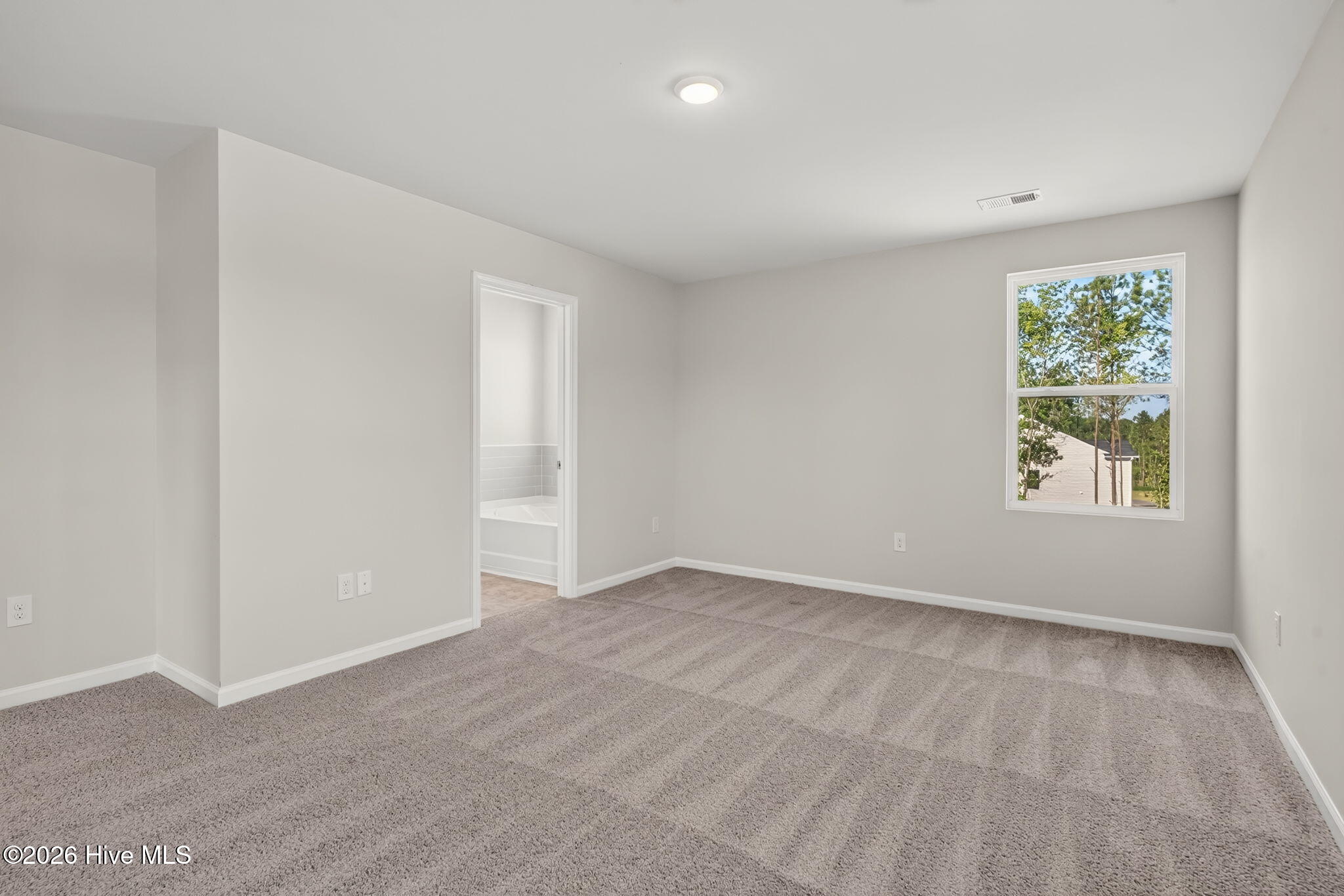 20 Meadows Lane Property Photo 19