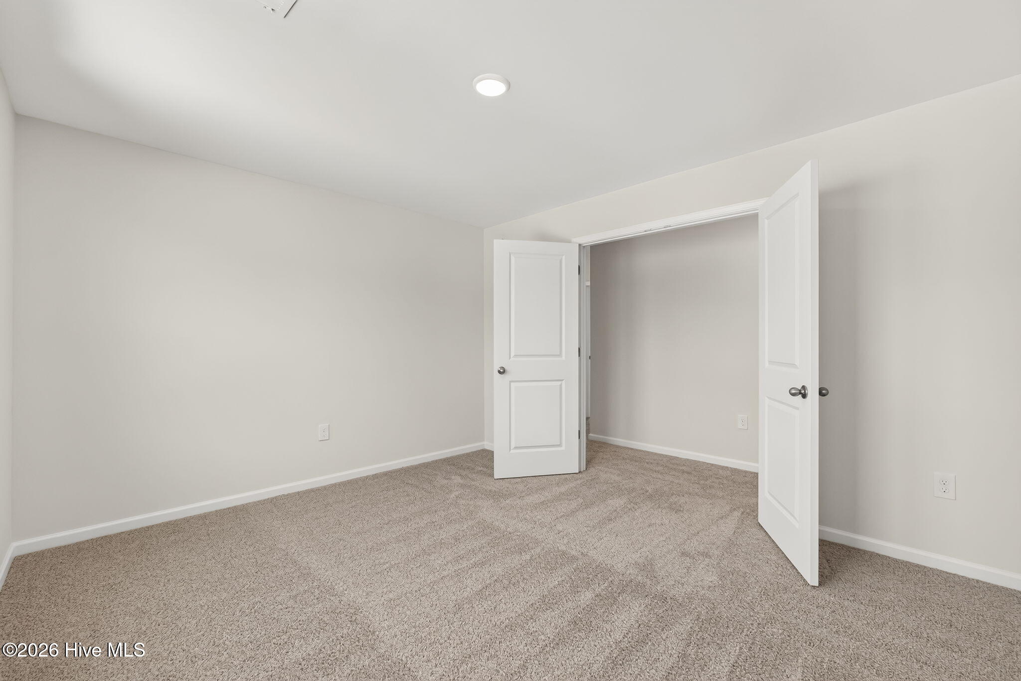 211 Phoenix Drive Property Photo 25