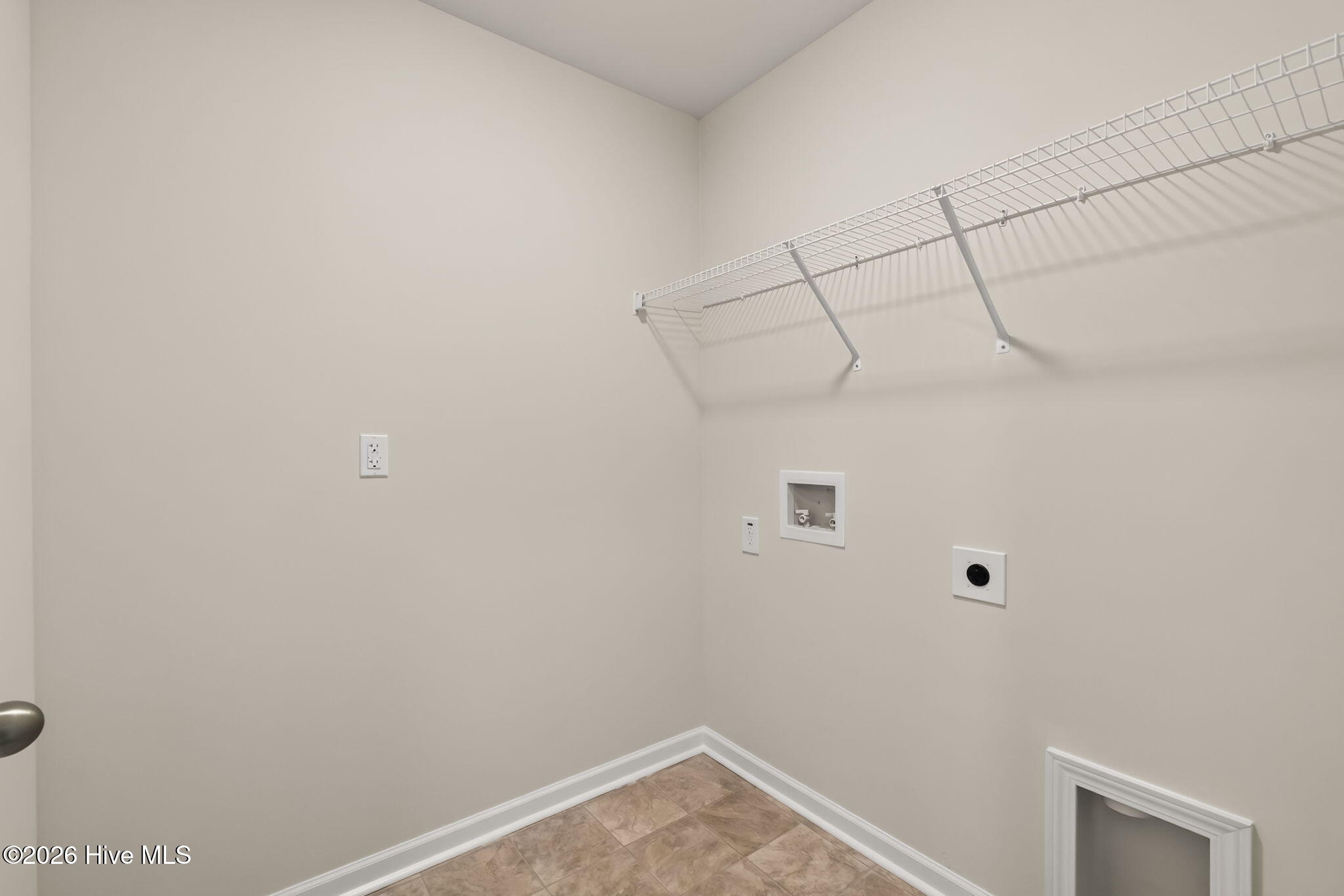 211 Phoenix Drive Property Photo 29