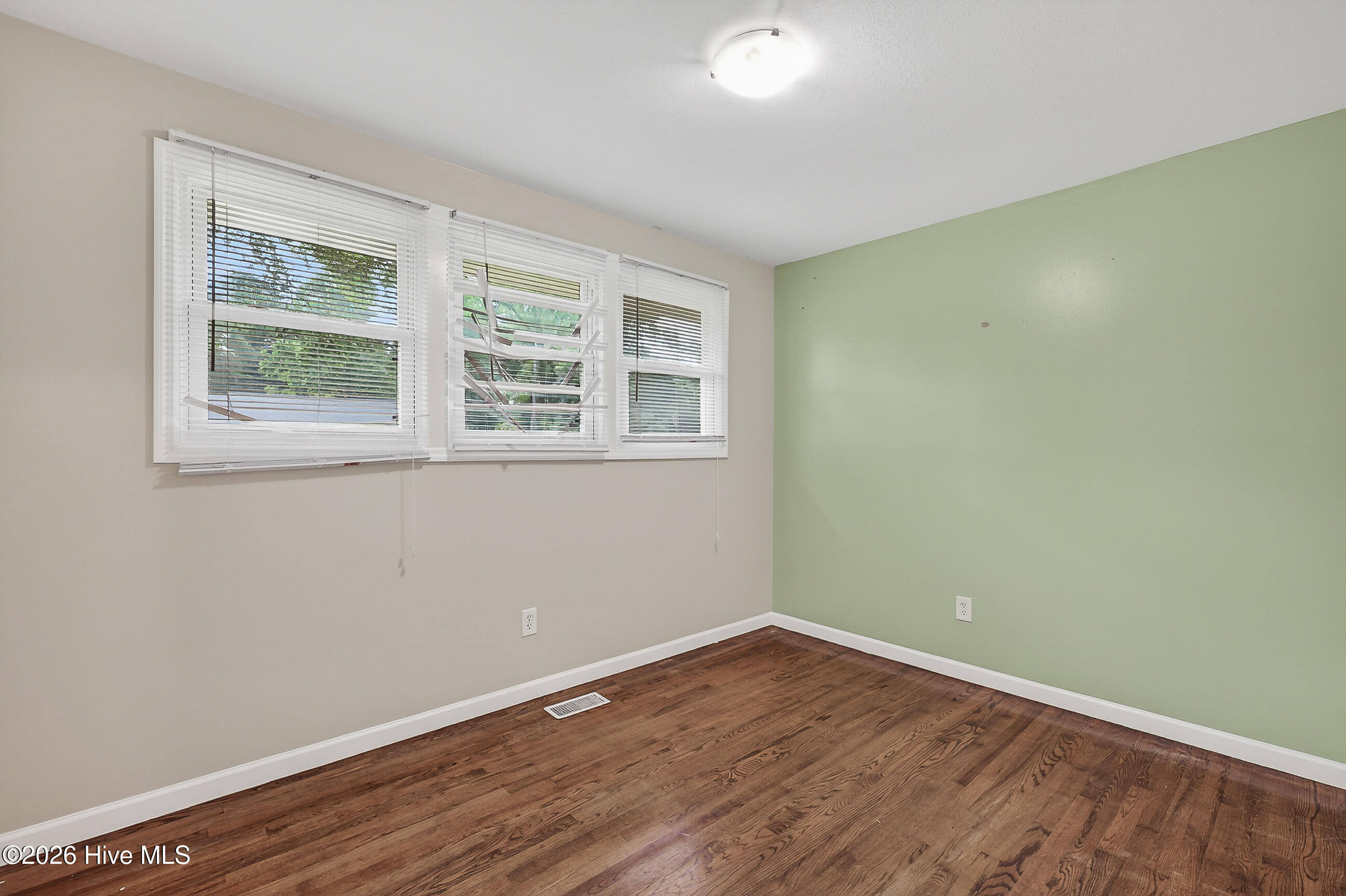 12 Barksdale Drive Property Photo 9