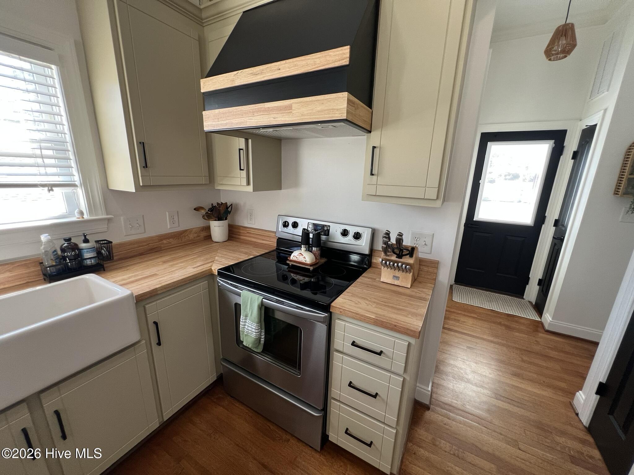 29 Tyner Drive Property Photo 8