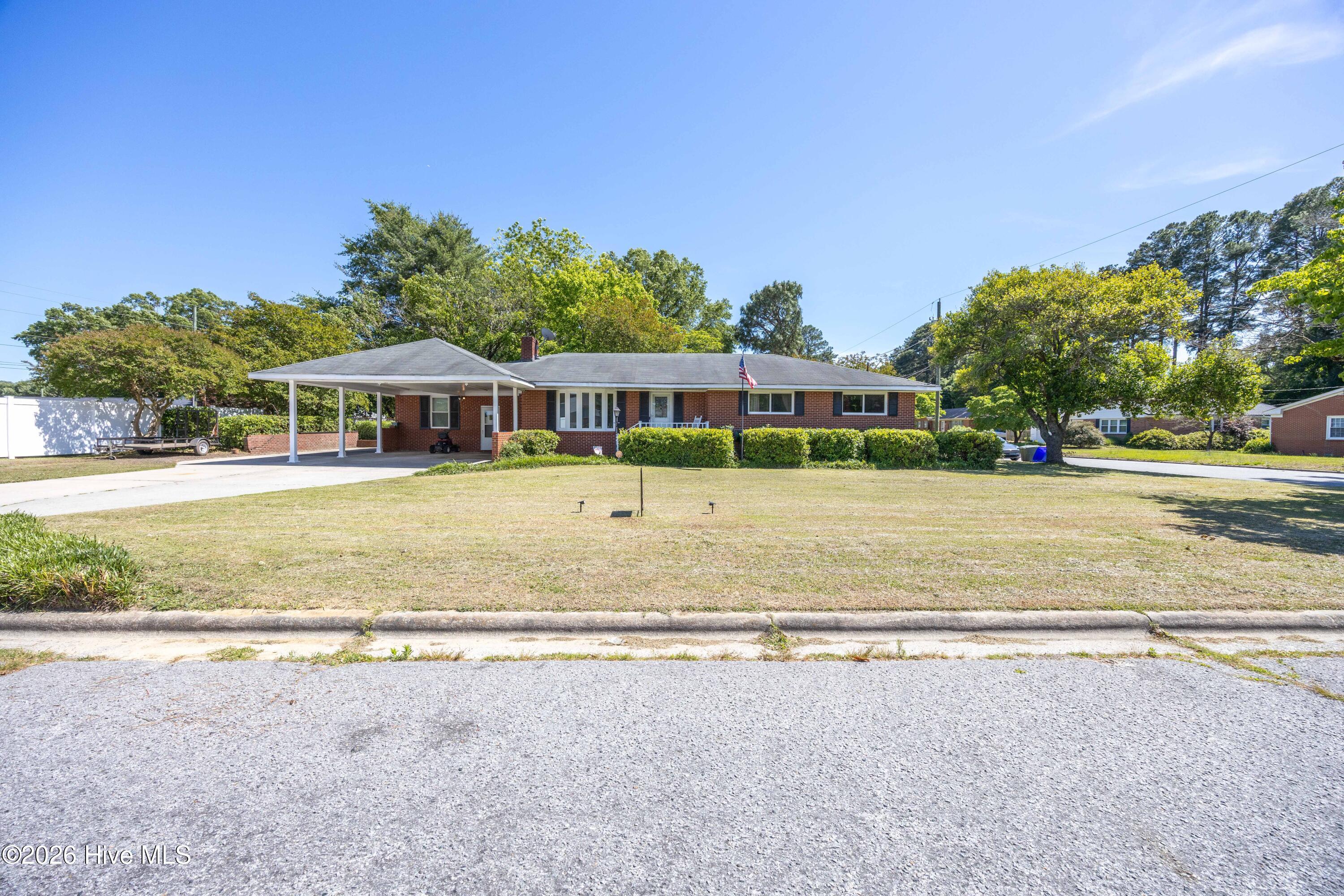 100 E Berkshire Road Property Photo 44