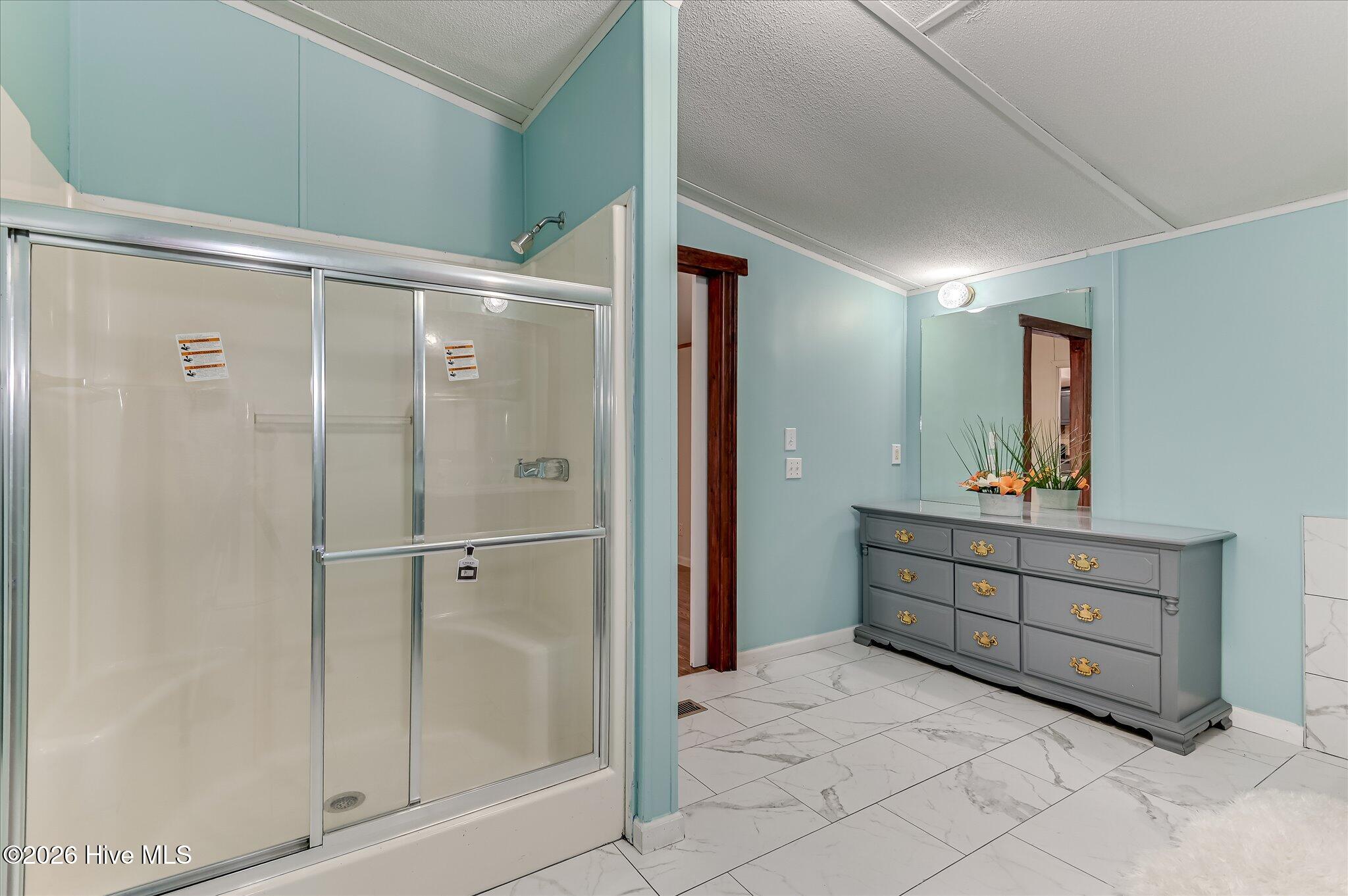 1062 Alden Drive Property Photo 41