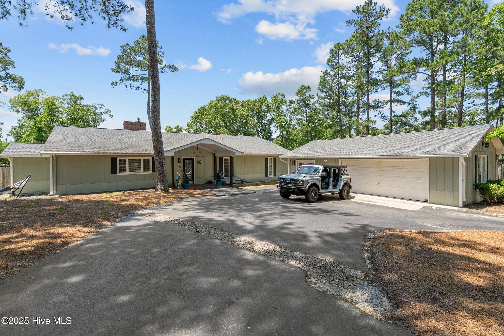 140 One Down Street Property Photo 1
