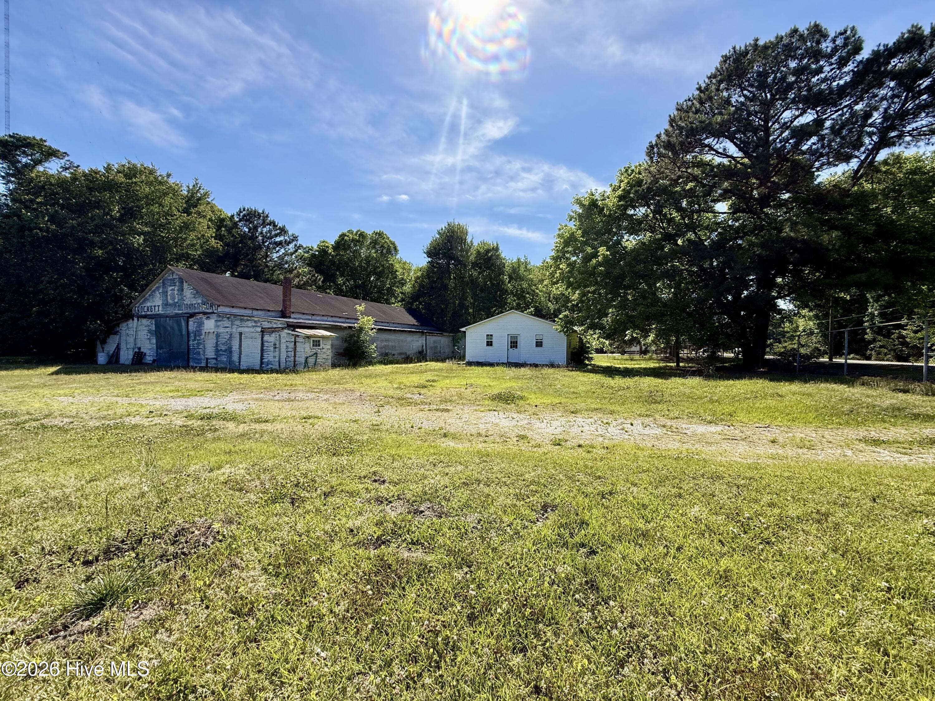 751 River Road Property Photo 6