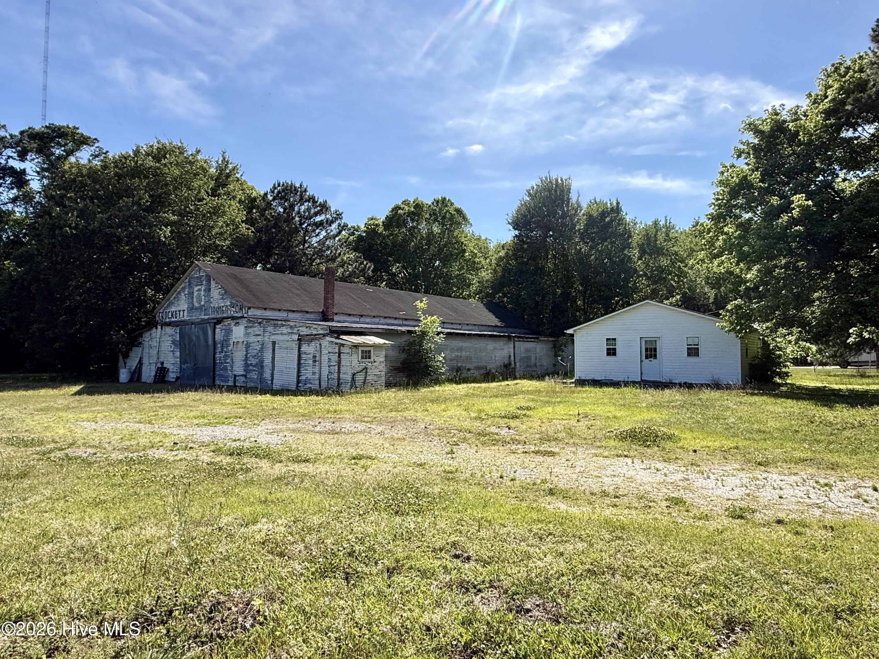 751 River Road Property Photo 7