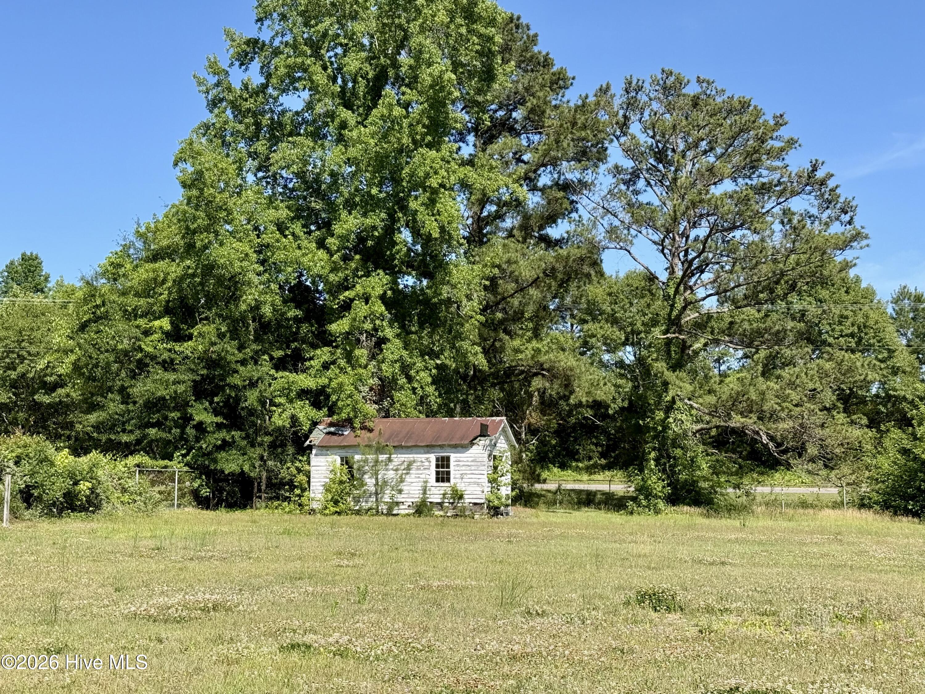 751 River Road Property Photo 12