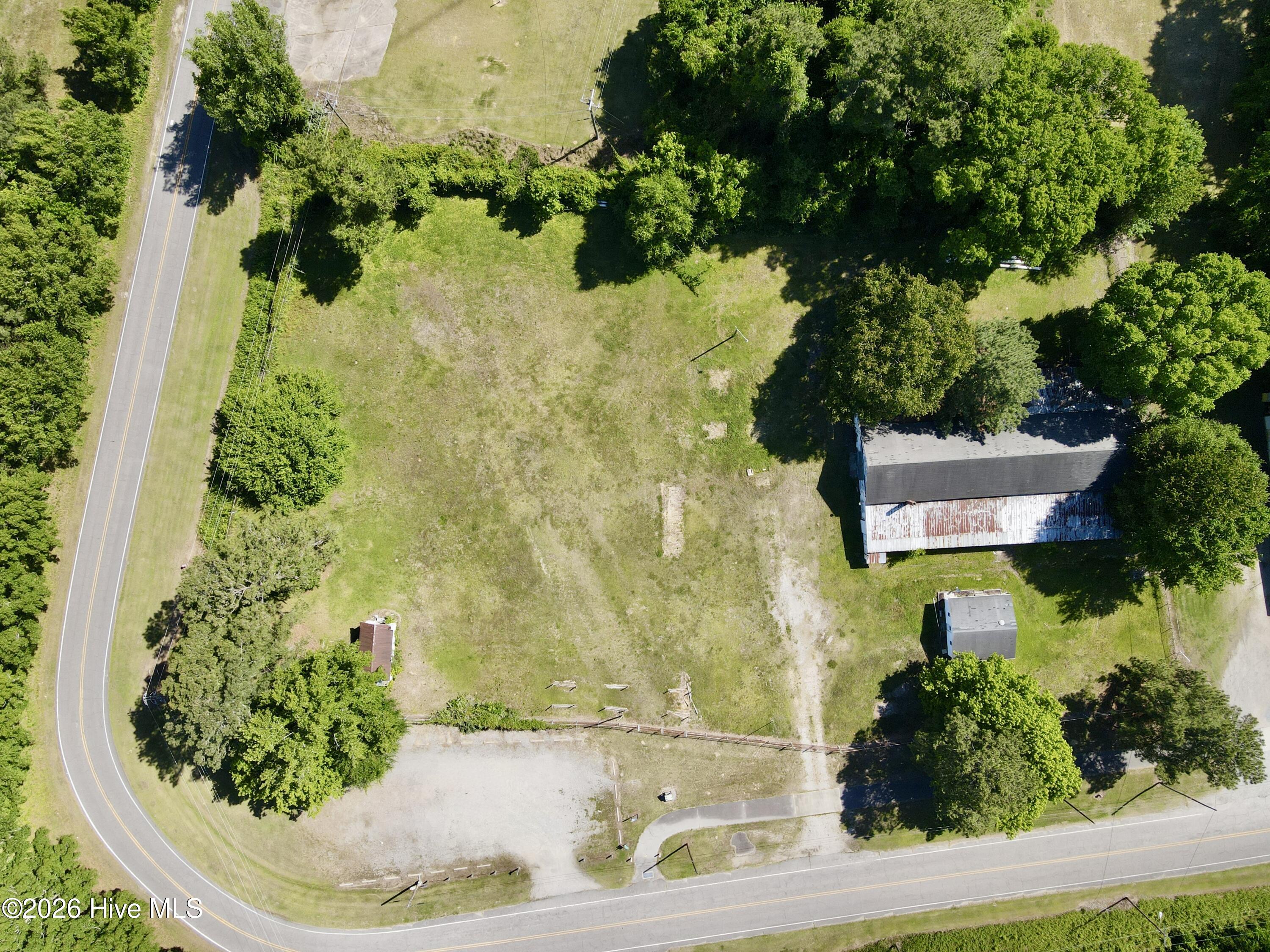 751 River Road Property Photo 14