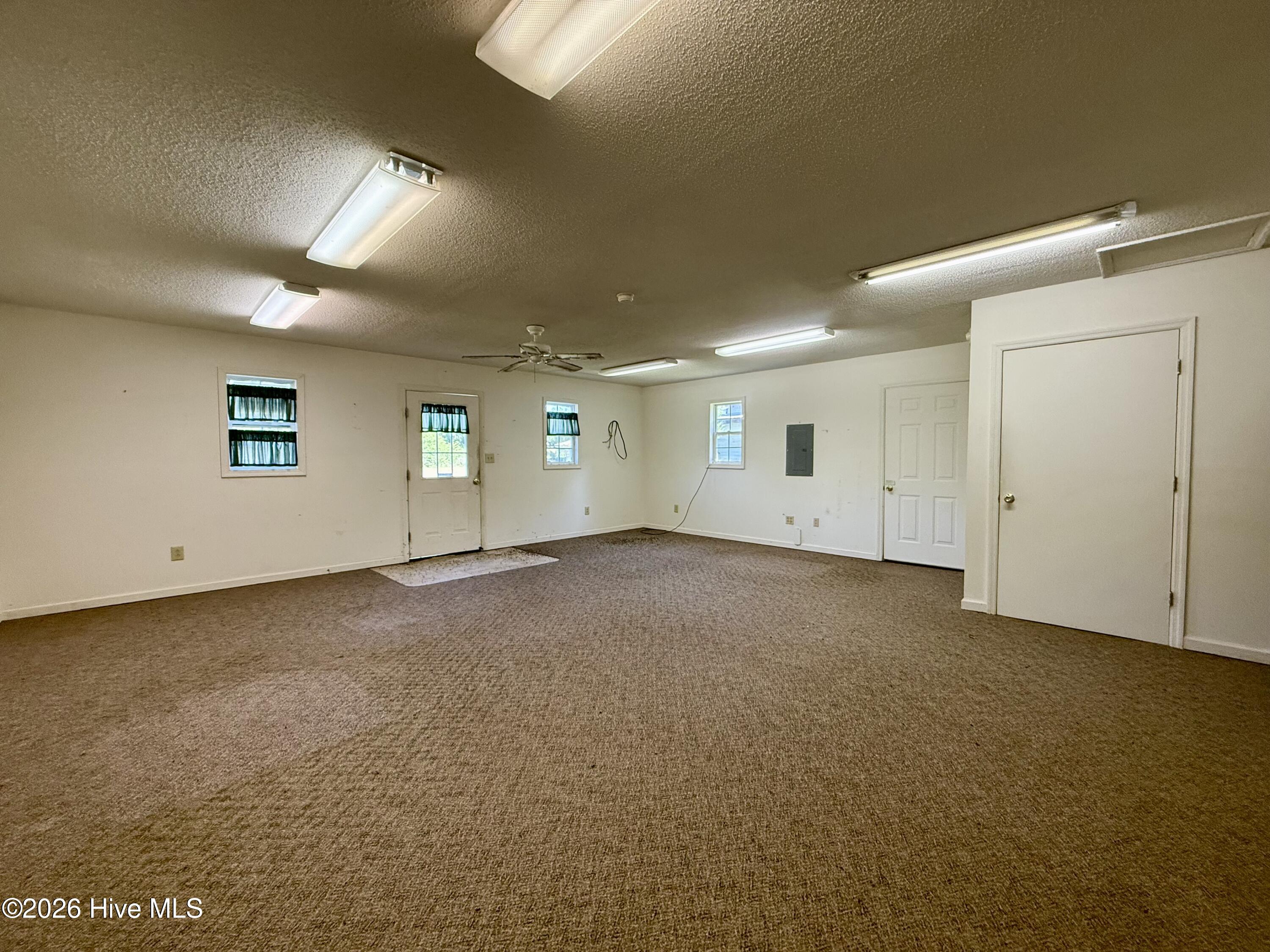 751 River Road Property Photo 30