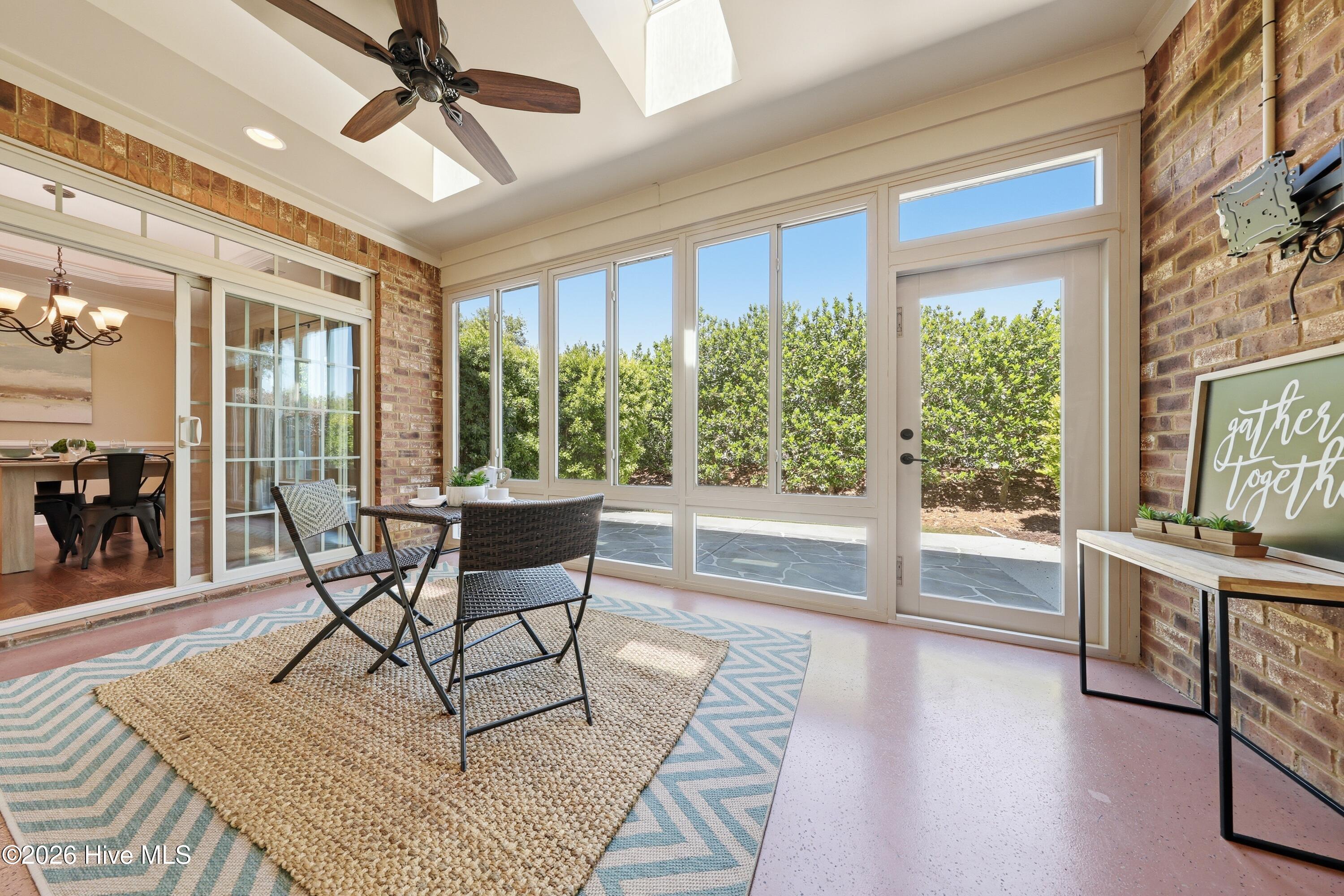 8241 Egret Pointe Ne Property Photo 46