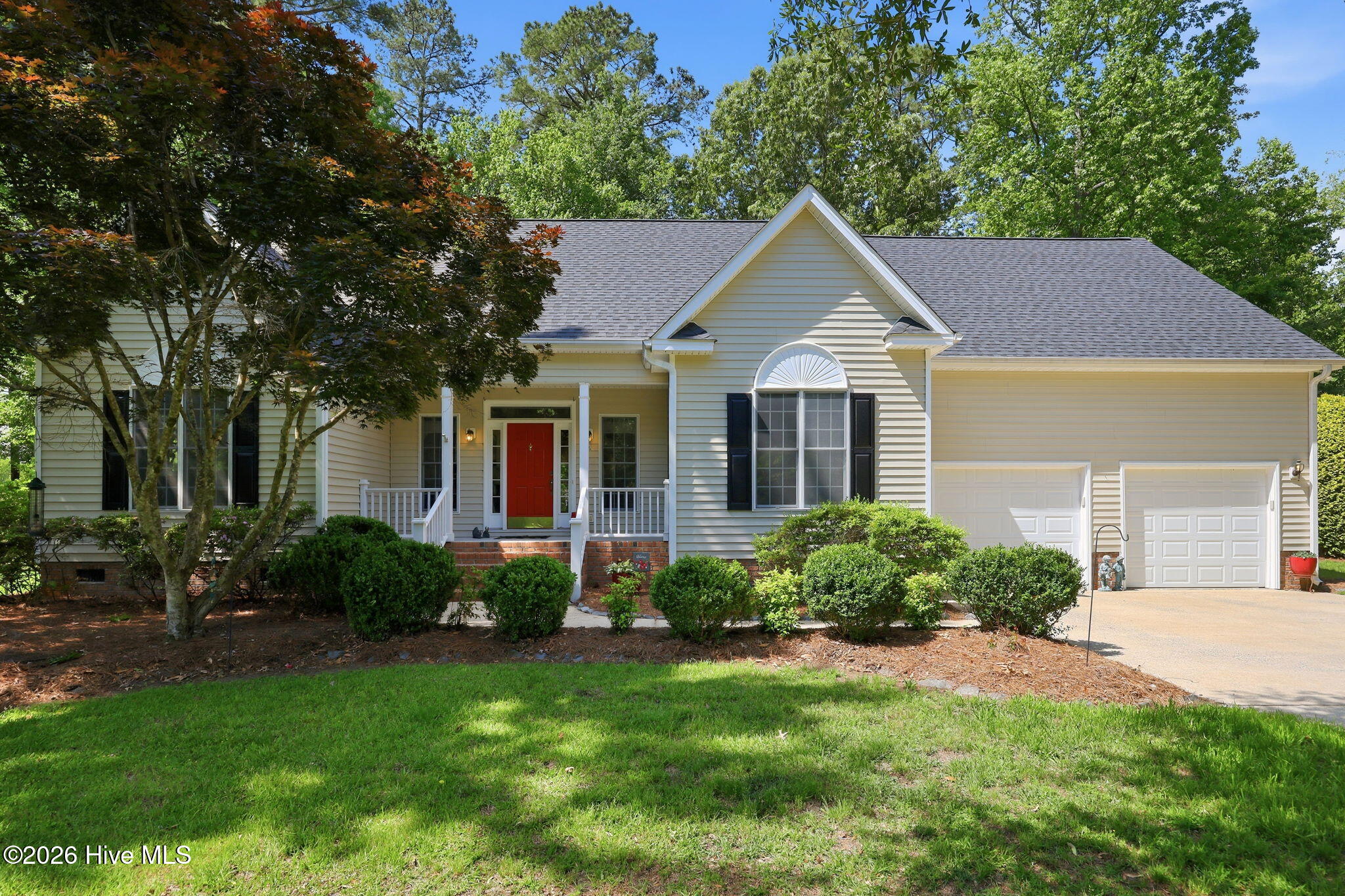 924 Potomac Drive Property Photo 2