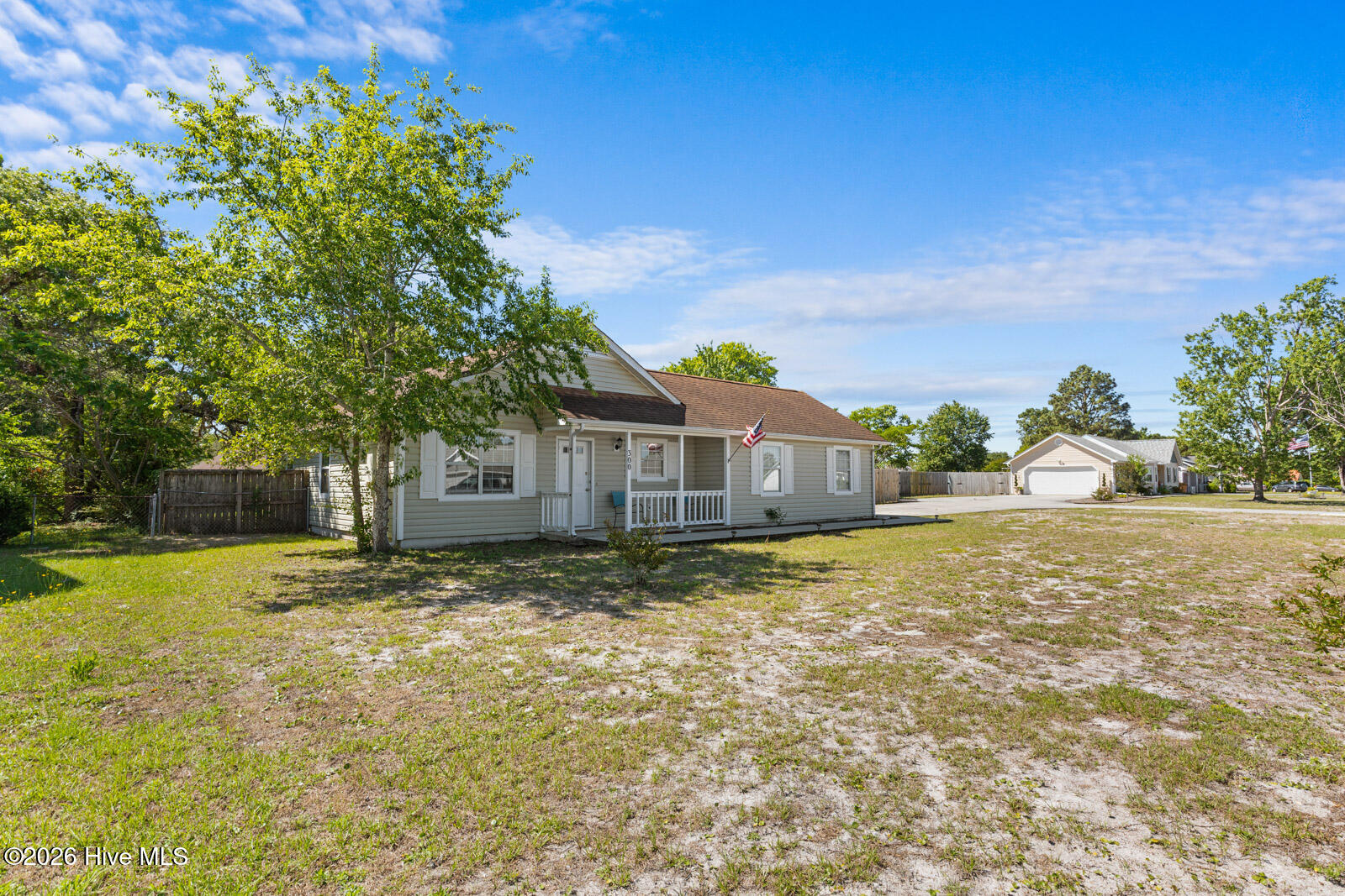 300 Foxtrace Lane Property Photo 2