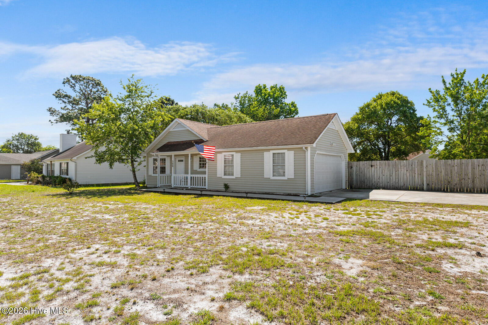 300 Foxtrace Lane Property Photo 3