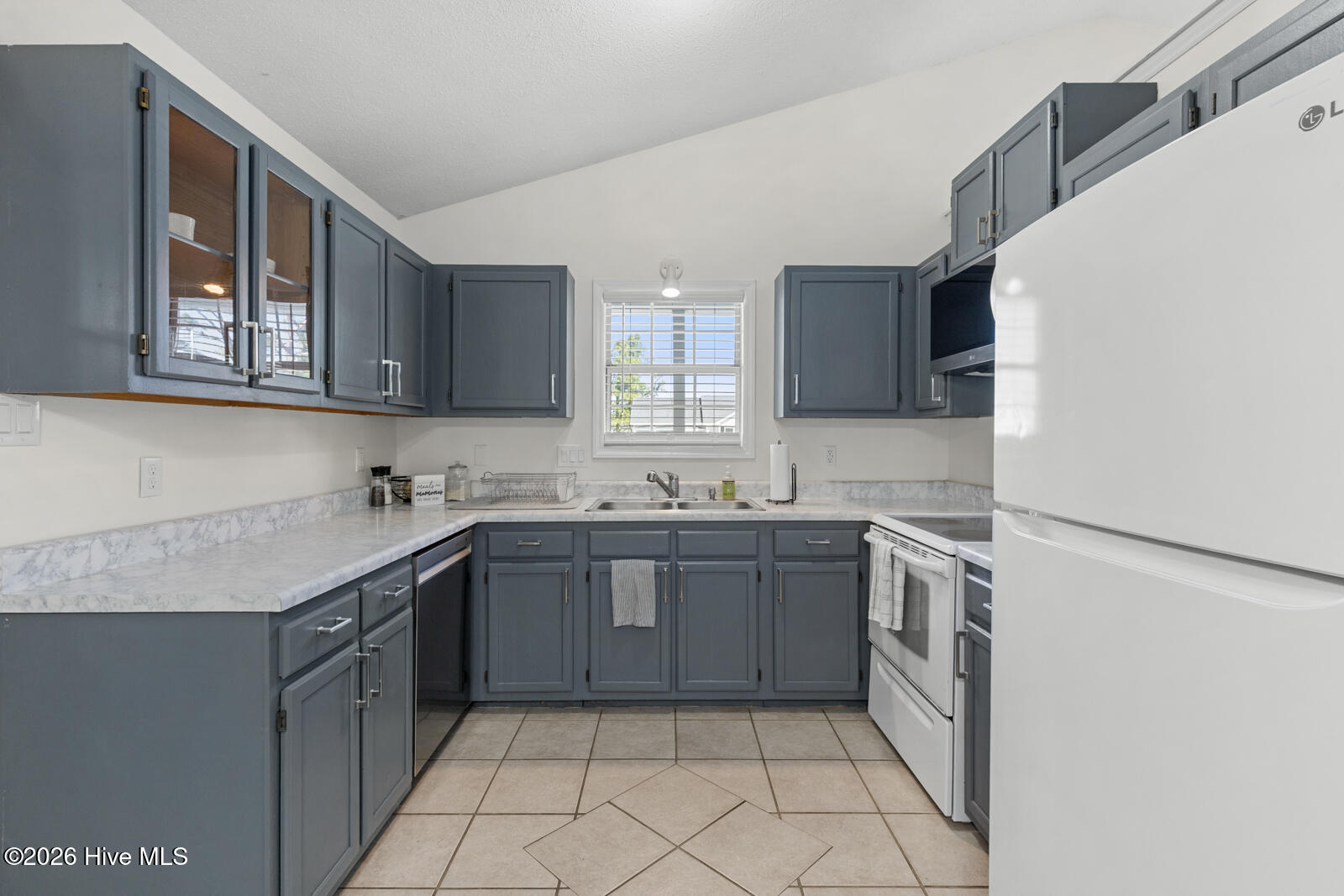 300 Foxtrace Lane Property Photo 12