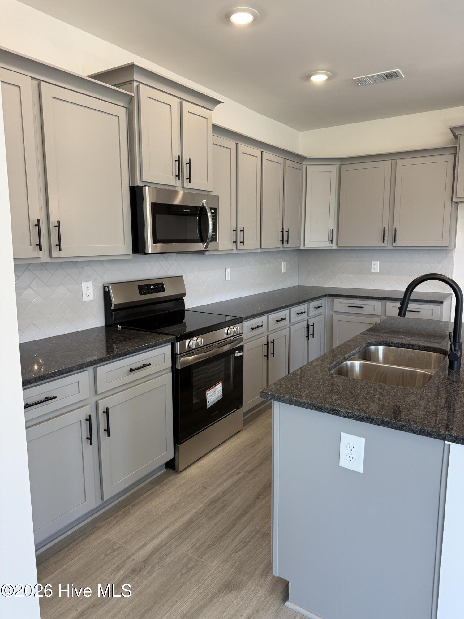 38 Joyner Park Drive Property Photo 4