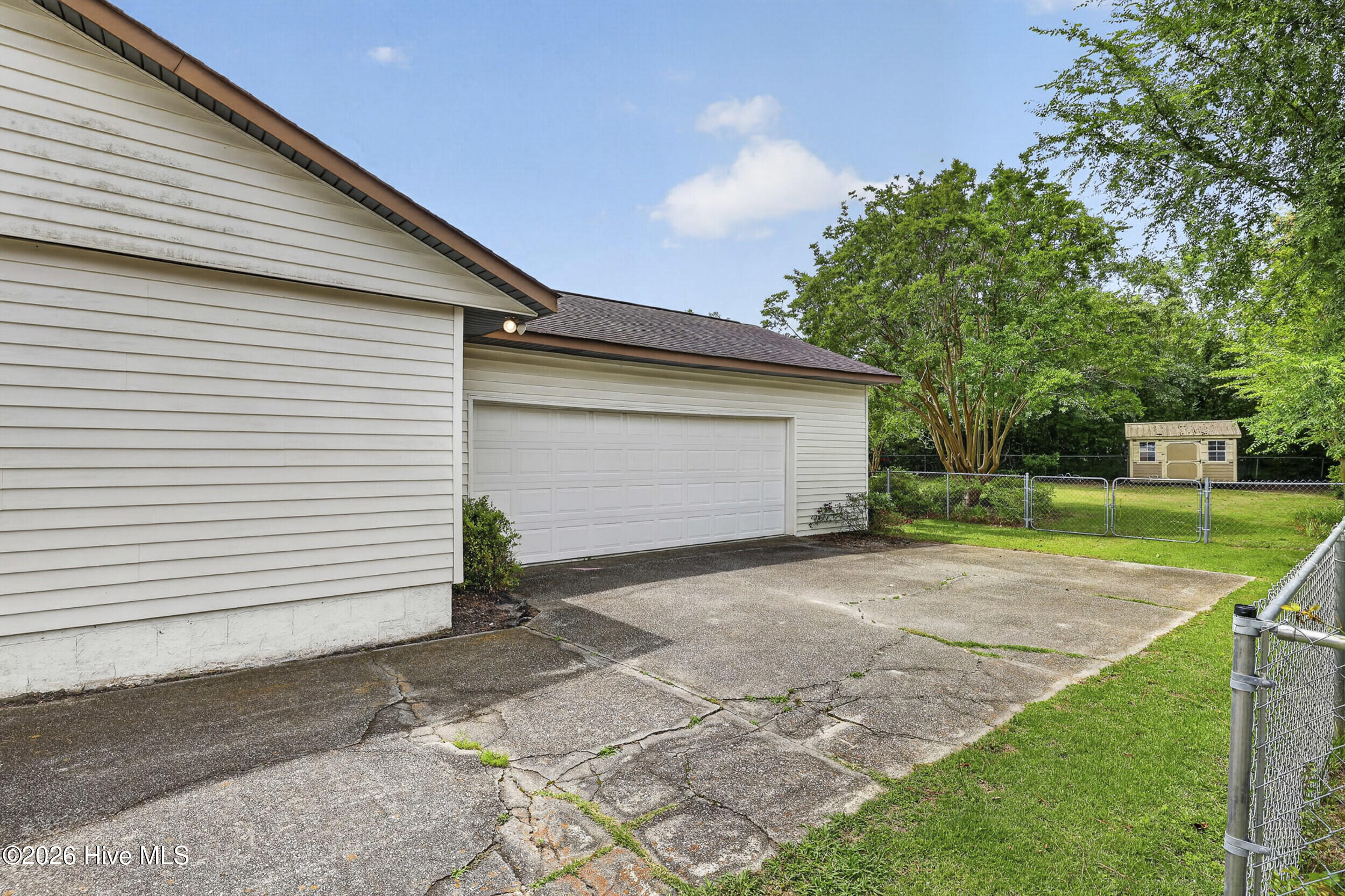 605 Beechwood Drive Nw Property Photo 8
