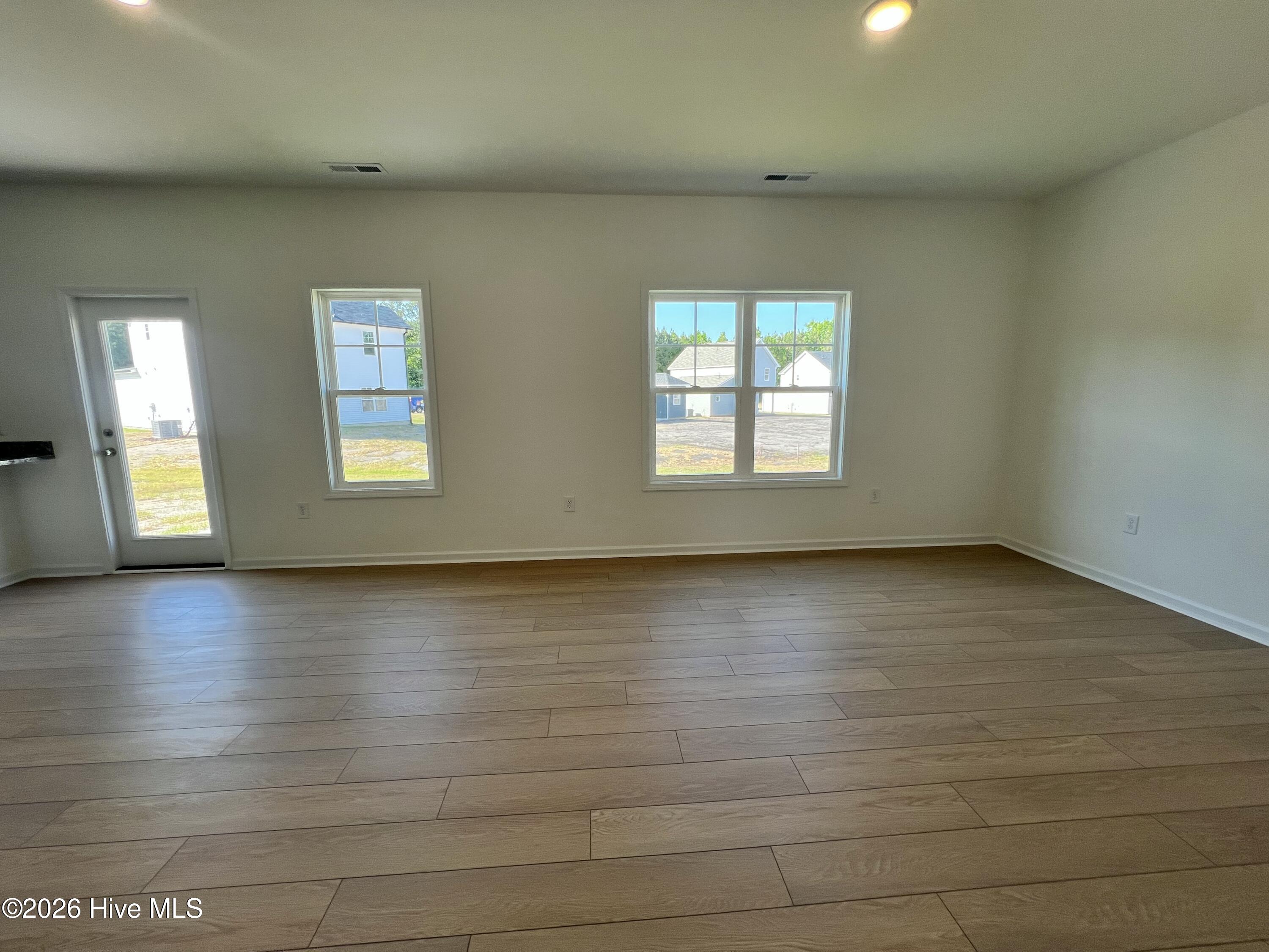 530 Bartley Street Property Photo 15