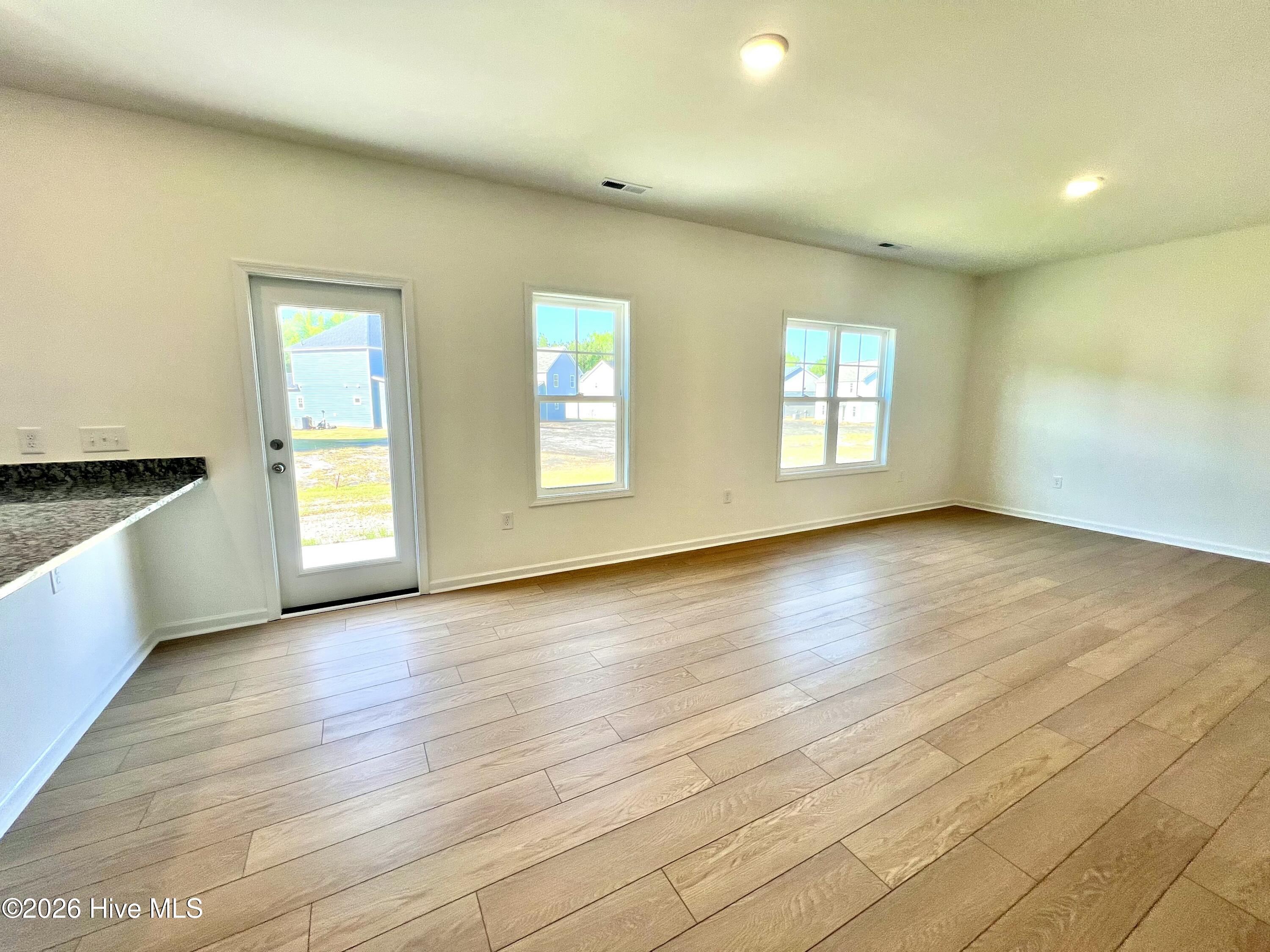 530 Bartley Street Property Photo 21