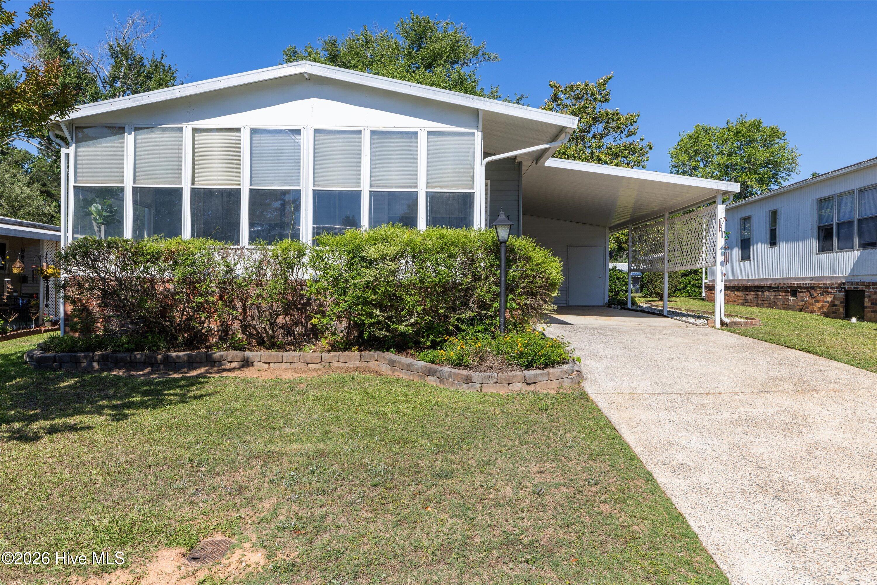 107 Constitution Avenue Property Photo 1